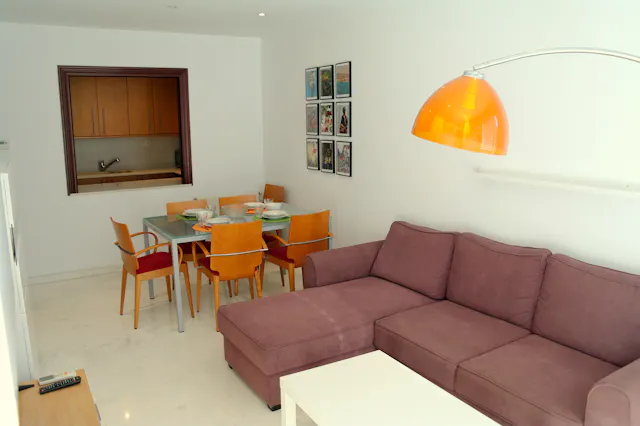 2-Bedroom Apartment in Carrer d'Antoni Suárez, Valencia (1617765) room image 1