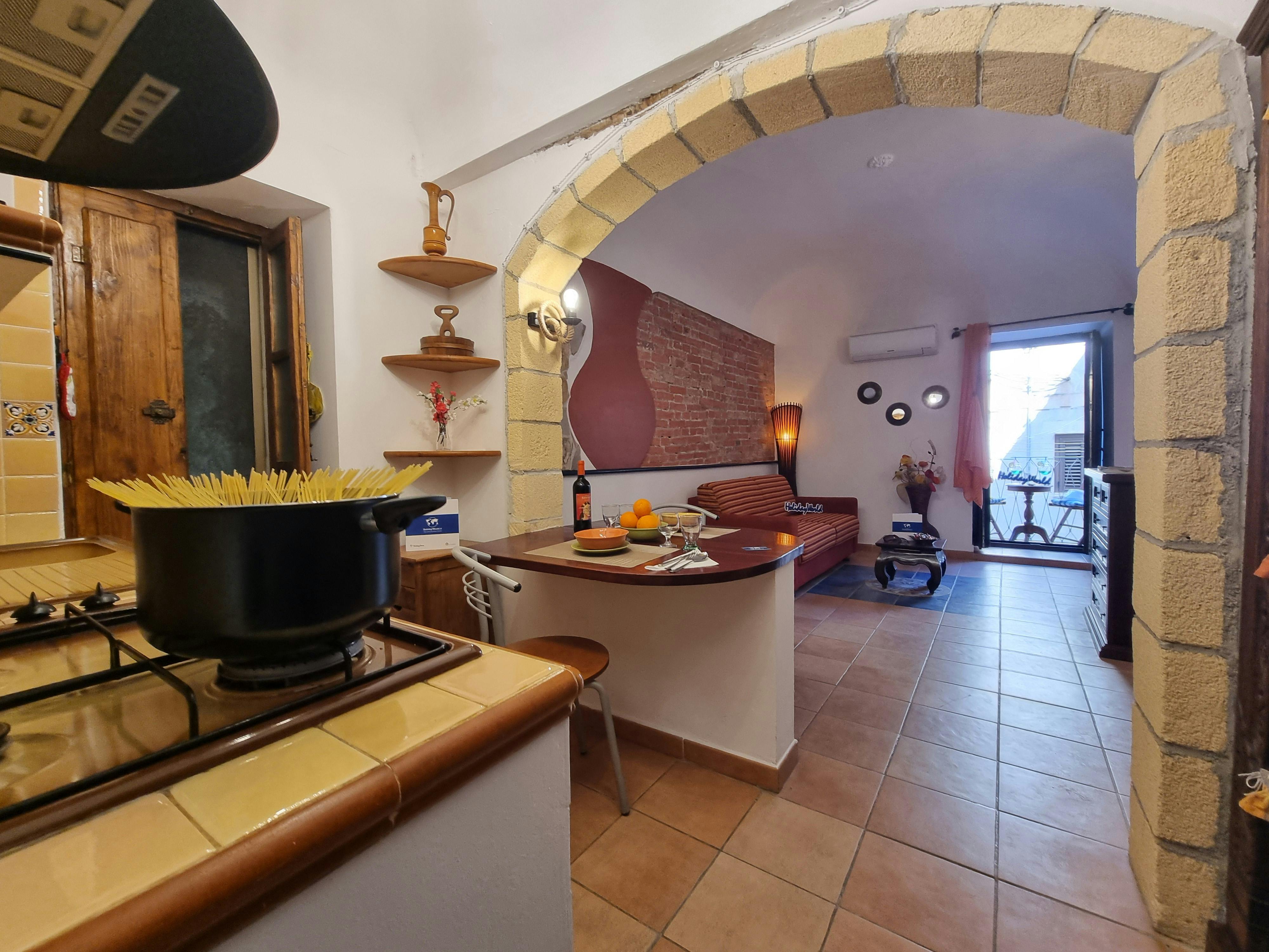 Apartament de închiriat pentru 3.387 EUR pe lună în Cefalù, Via G. Amendola