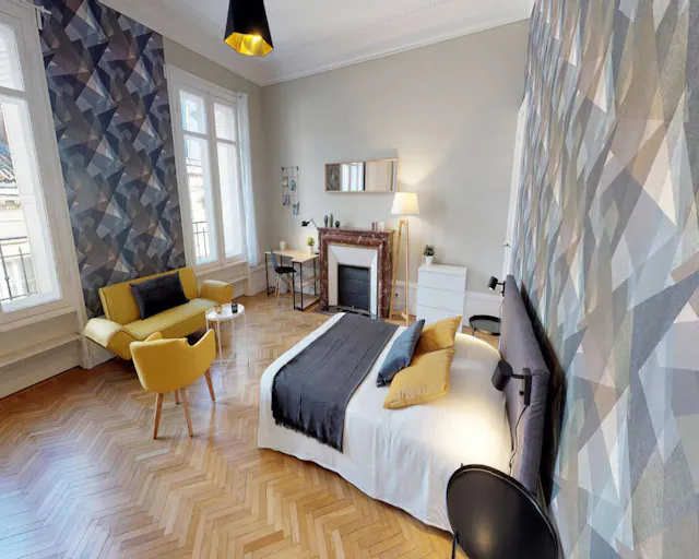 Private room in Rue Vital Carles, Bordeaux (1617769) room image 2
