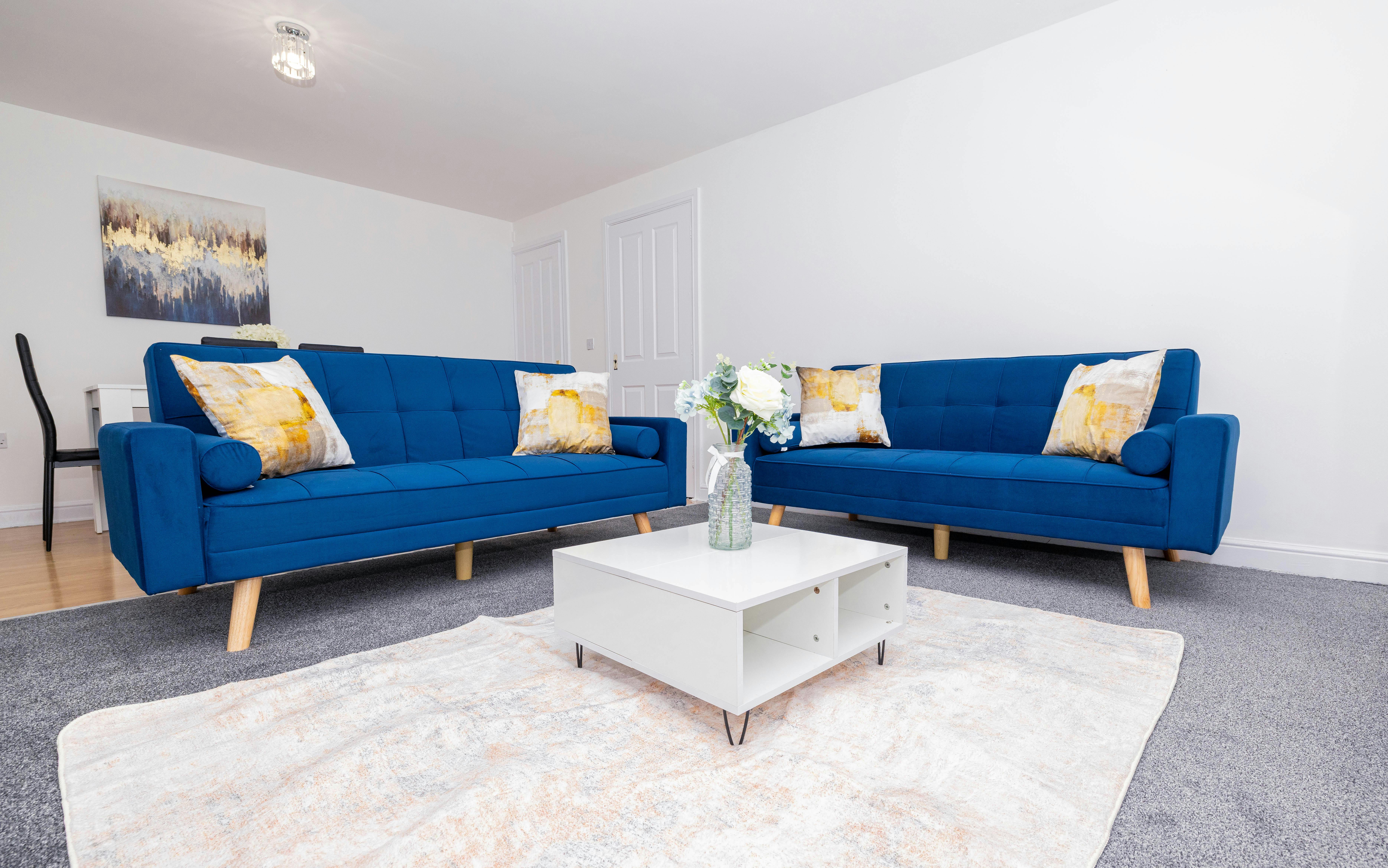 House for rent for £5,984 per month in Corby, Chepstow Road