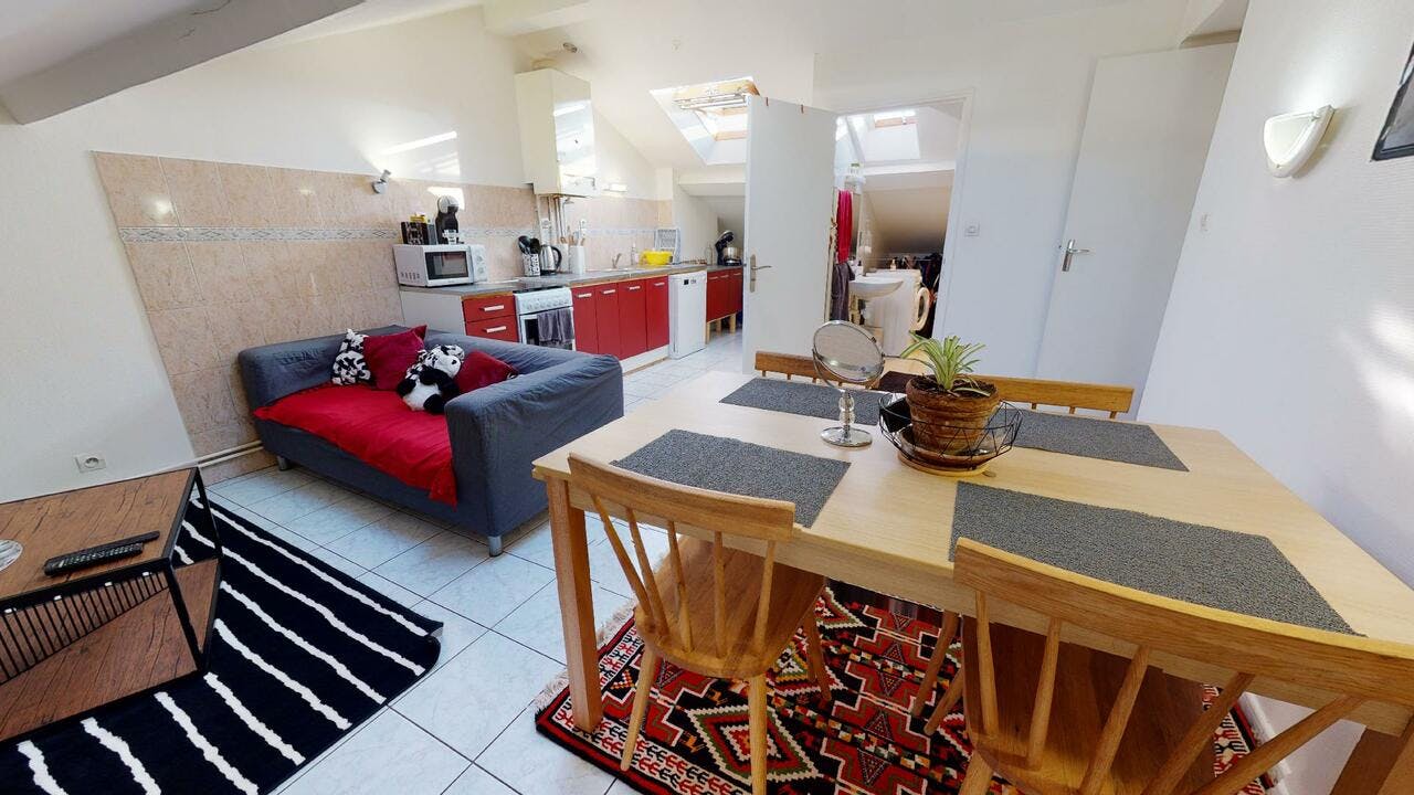 Single room Saint-Fons, 1 bed, 14m² — photo 9