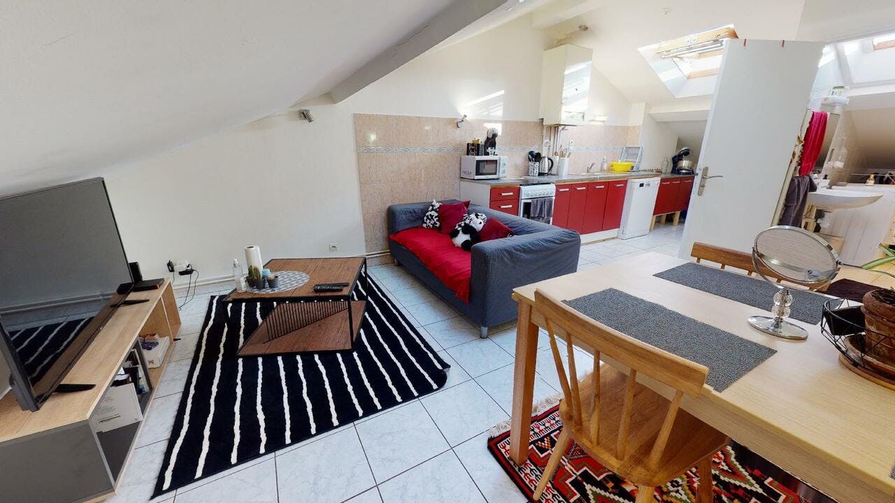 Single room Saint-Fons, 1 bed, 14m² — photo 6