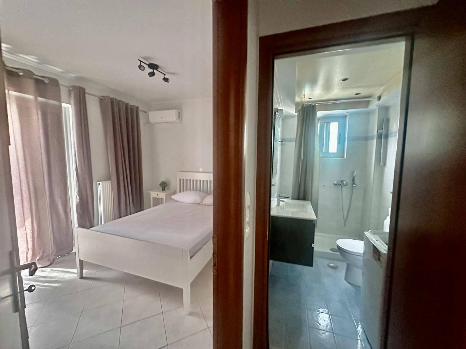 Apartment Pireas, 1 bed — photo 1