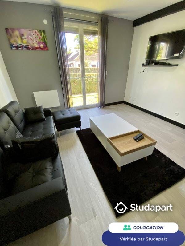 Chambre privée à louer pour 425 €/mois à Compiègne, Square des Tilleuls