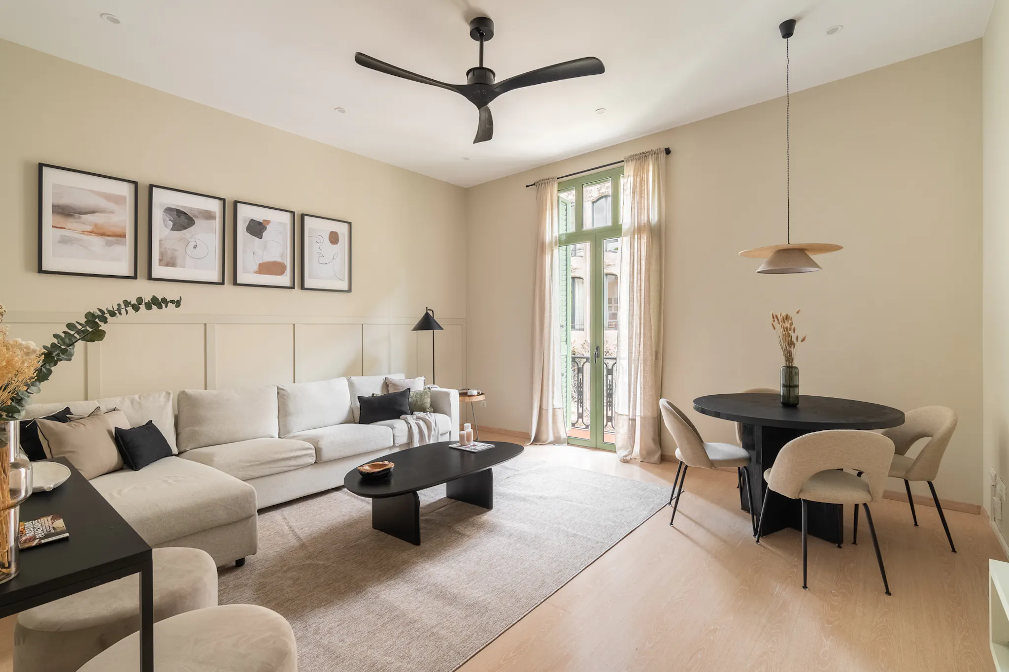 Carrer de Girona, Barcelona preview