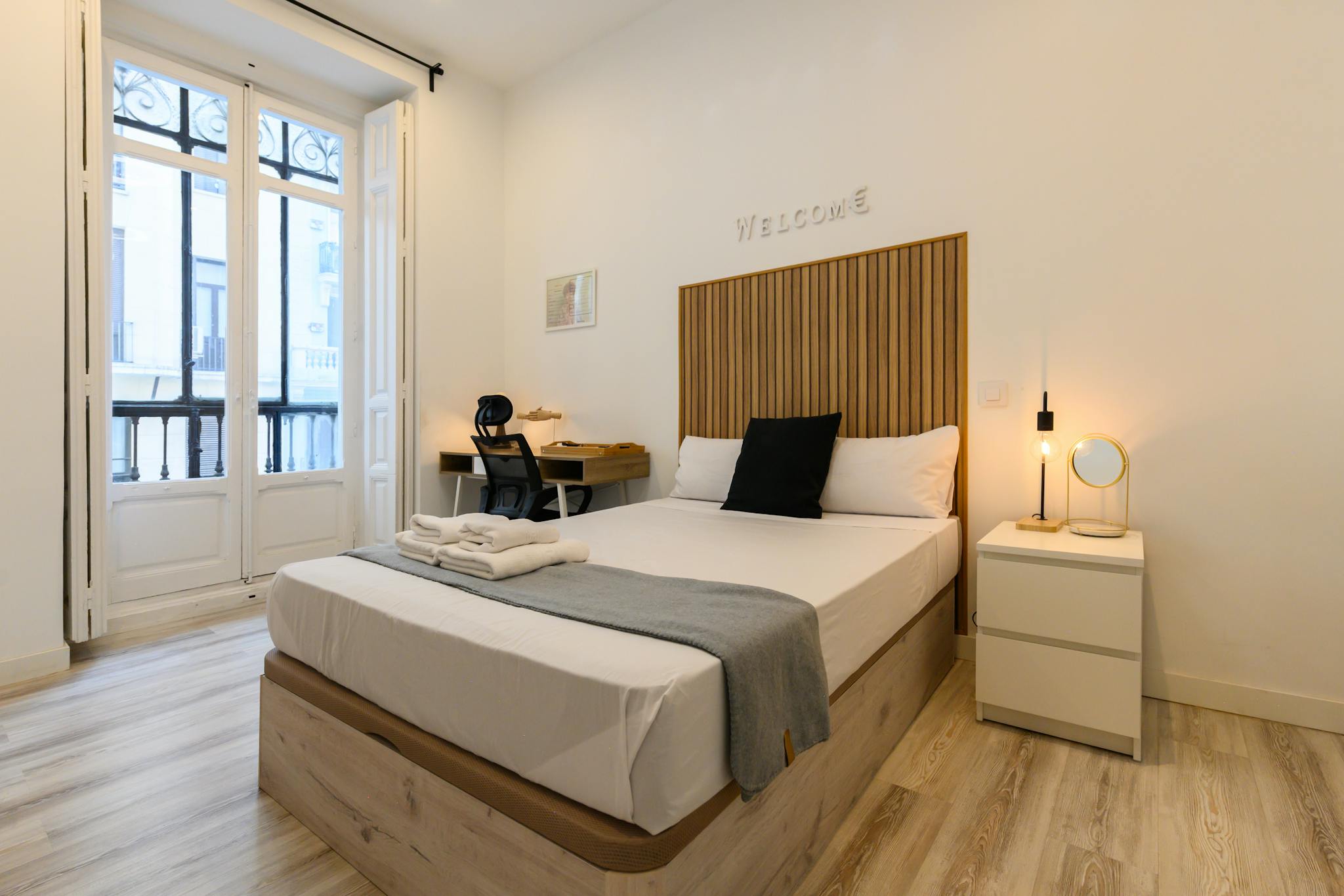 Calle de San Bernardo, Madrid preview