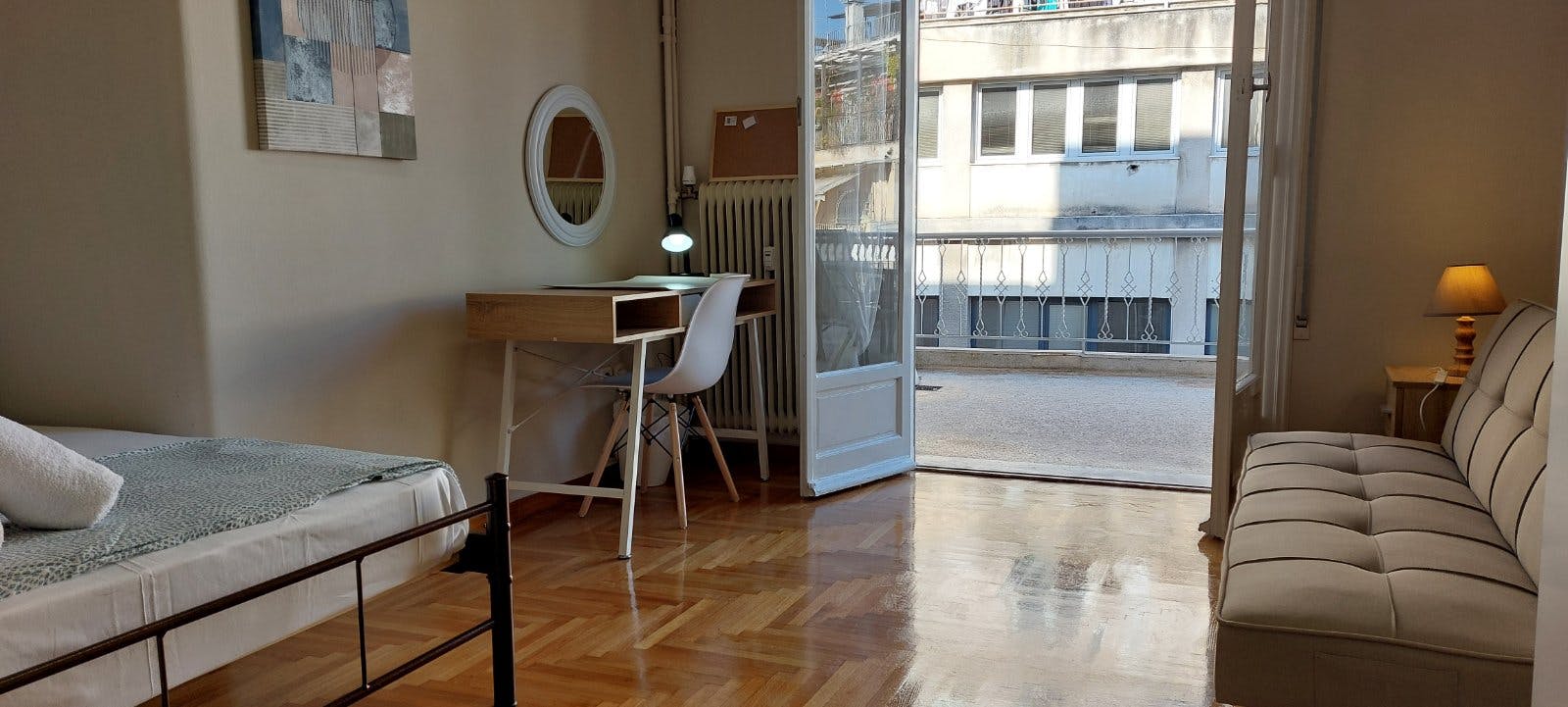 Double room Athina, 1 bed, 15m² — photo 1