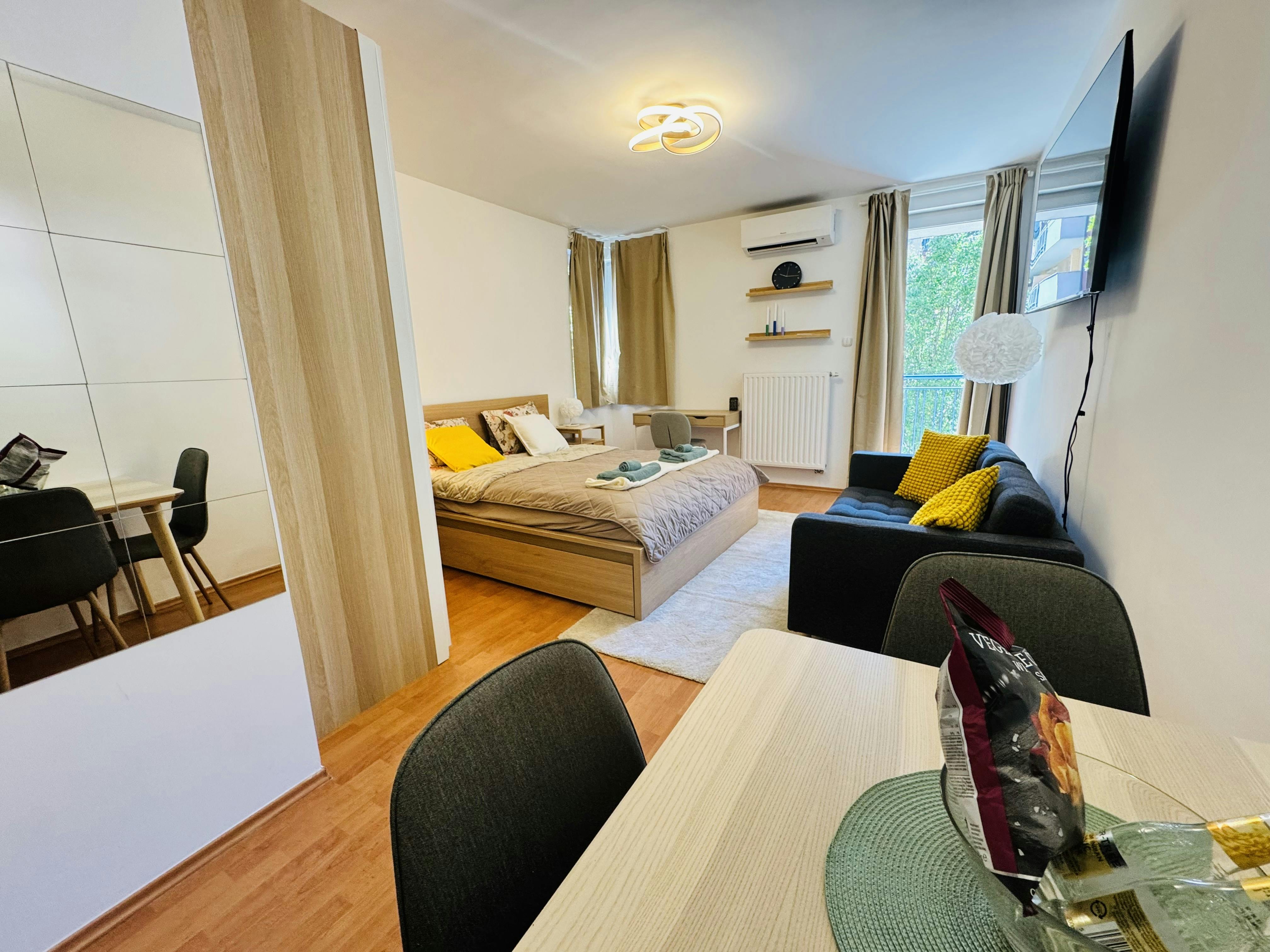 Студия сдается в аренду за 279 198 HUF в месяц в Budapest, Üteg utca