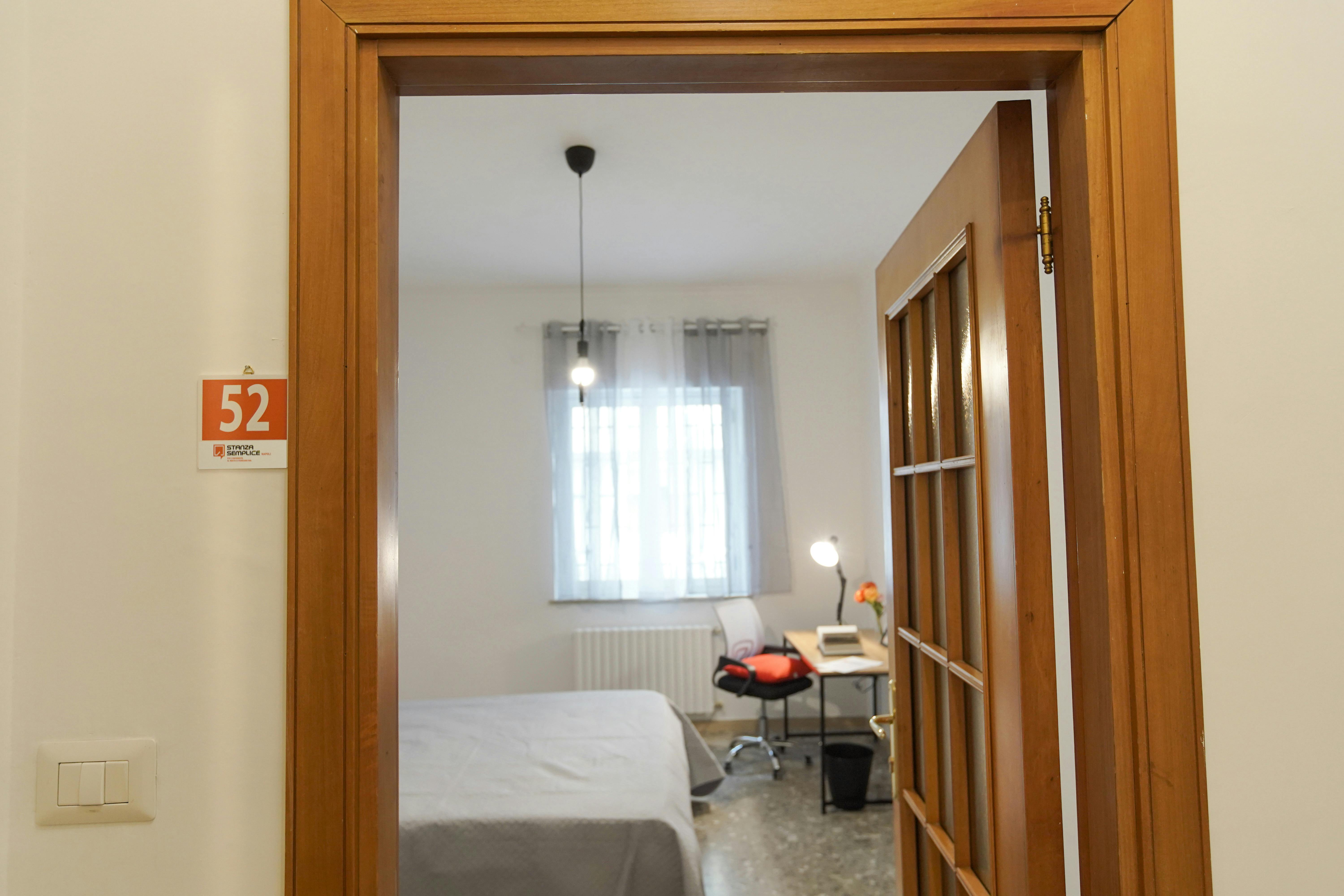 Habitación privada en alquiler por 520 € al mes en Pozzuoli, Viale Bognar