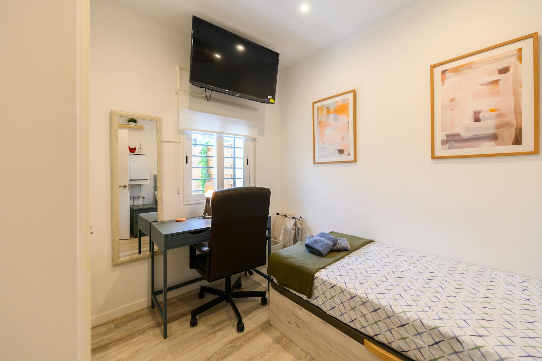 Calle del Hogar de Belén, Madrid preview