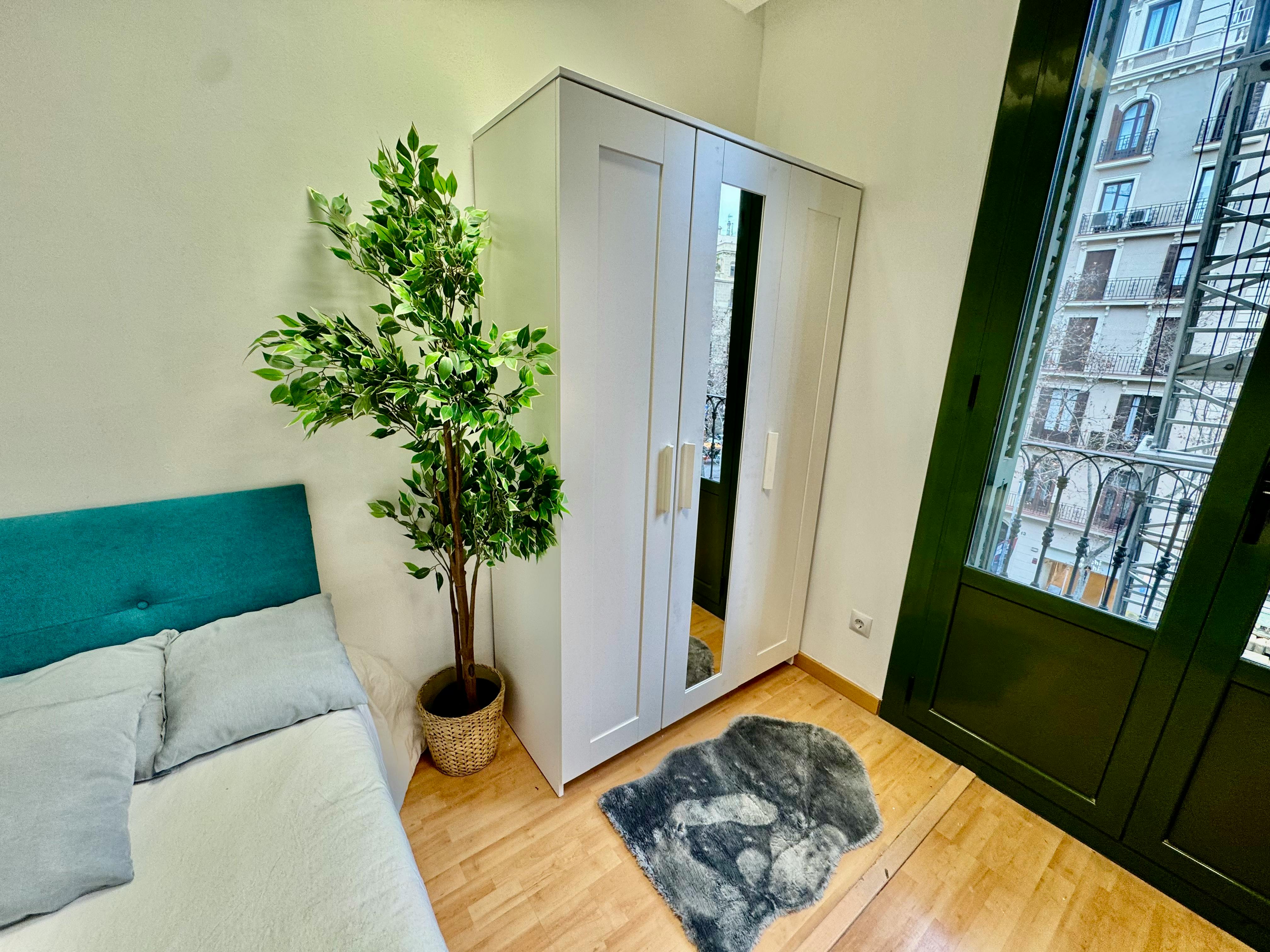 Single room Barcelona, 1 bed, 9m² — photo 8