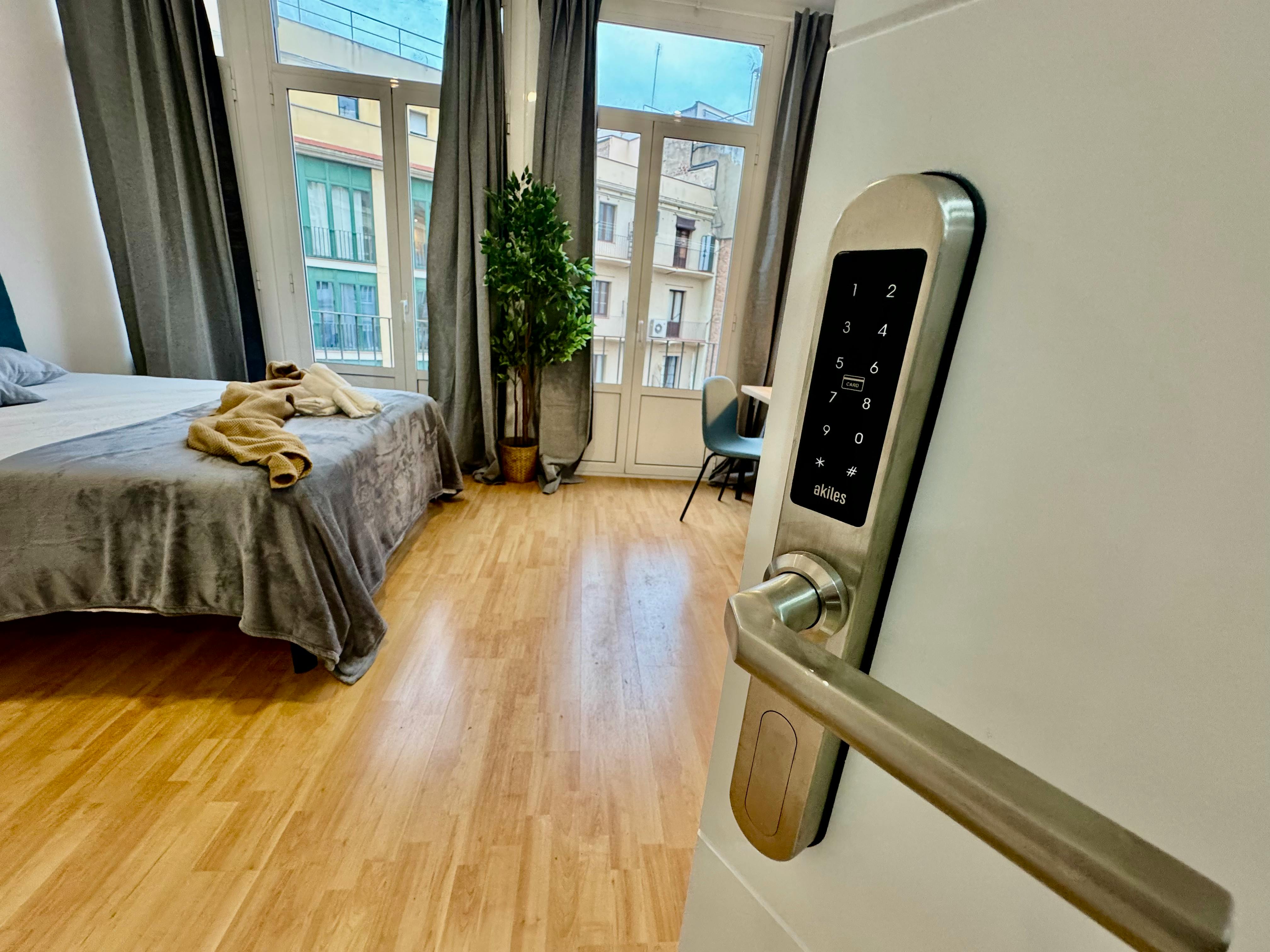 Single room Barcelona, 1 bed, 19m² — photo 8
