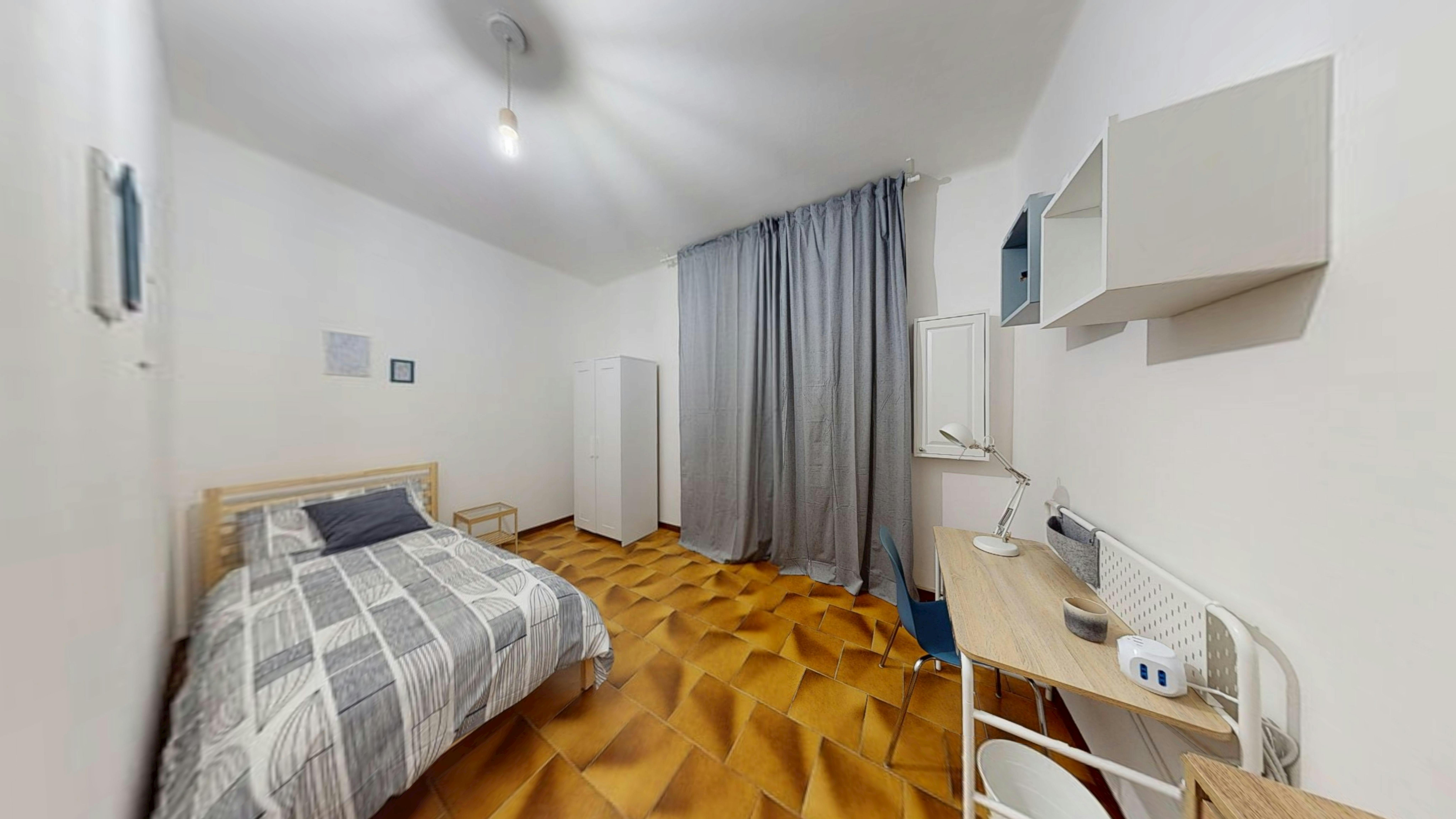 Via Abruzzo, Bologna