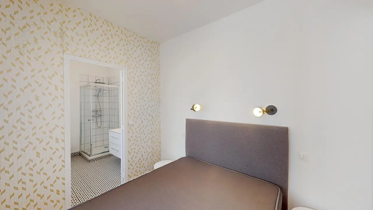 Private room in Rue de Douai, Lille  4
