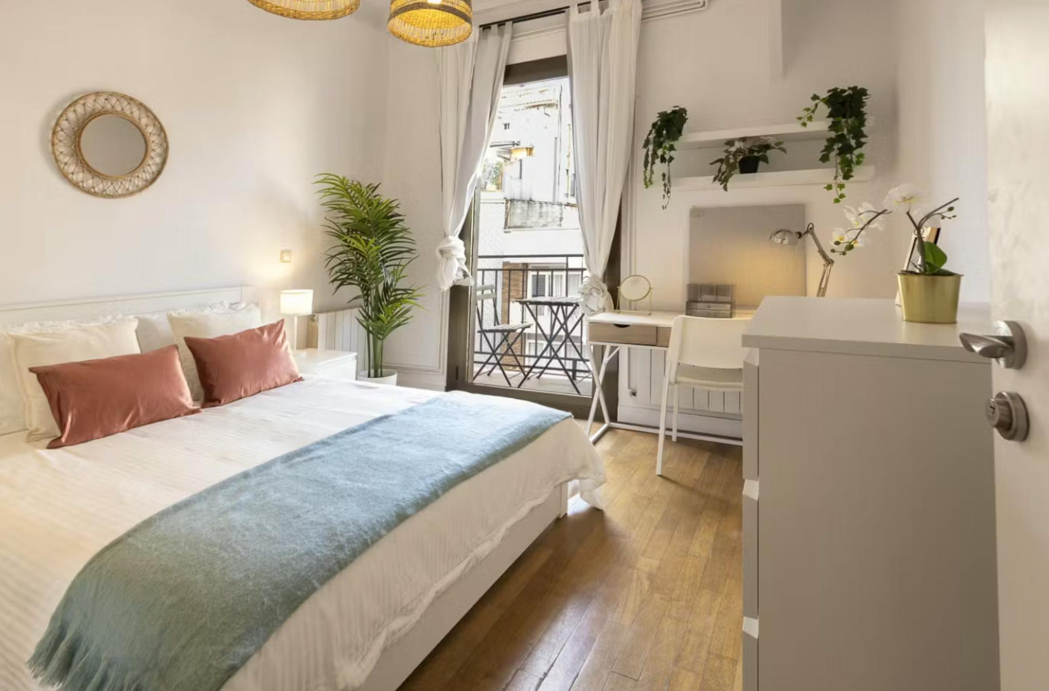 Carrer de Muntaner, Barcelona preview