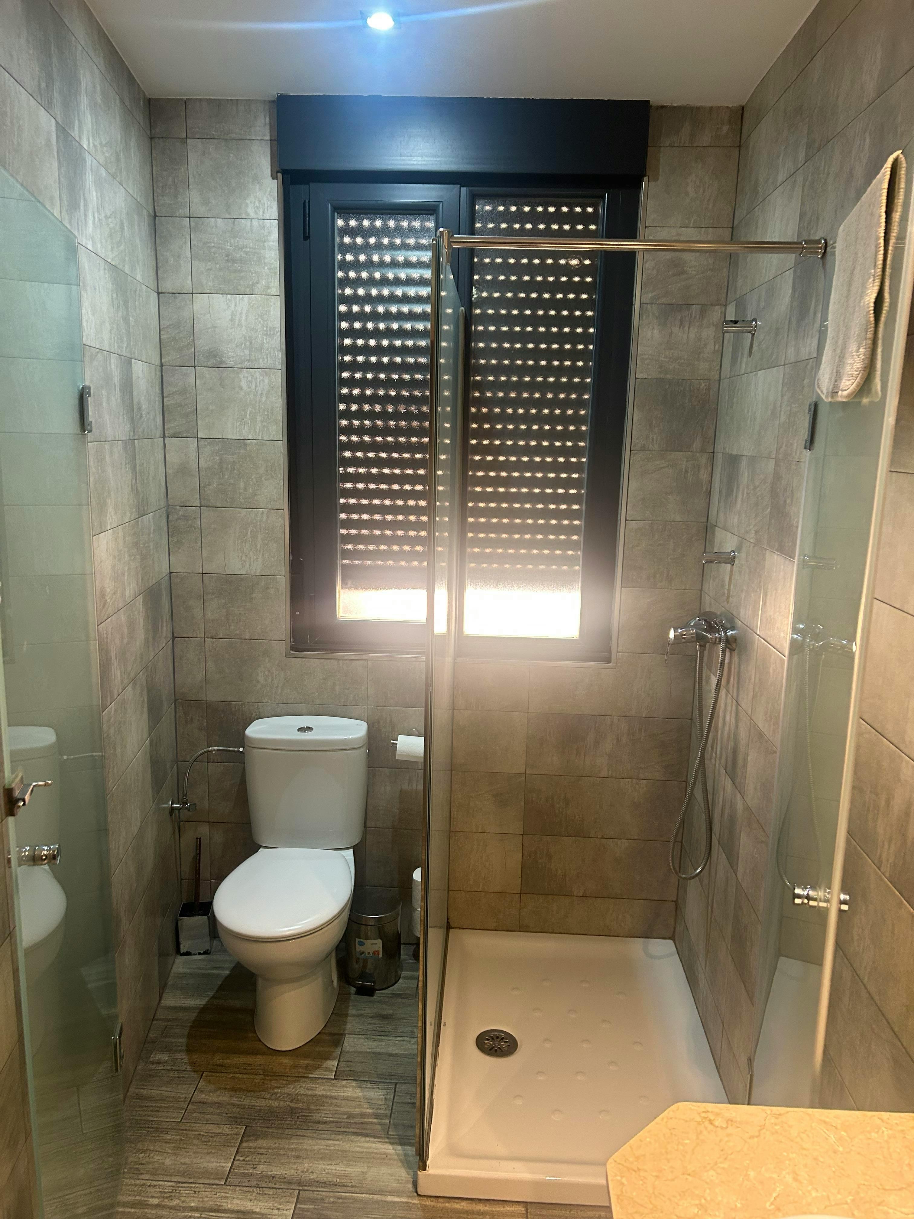 Single room León, 1 bed, 12m² — photo 8