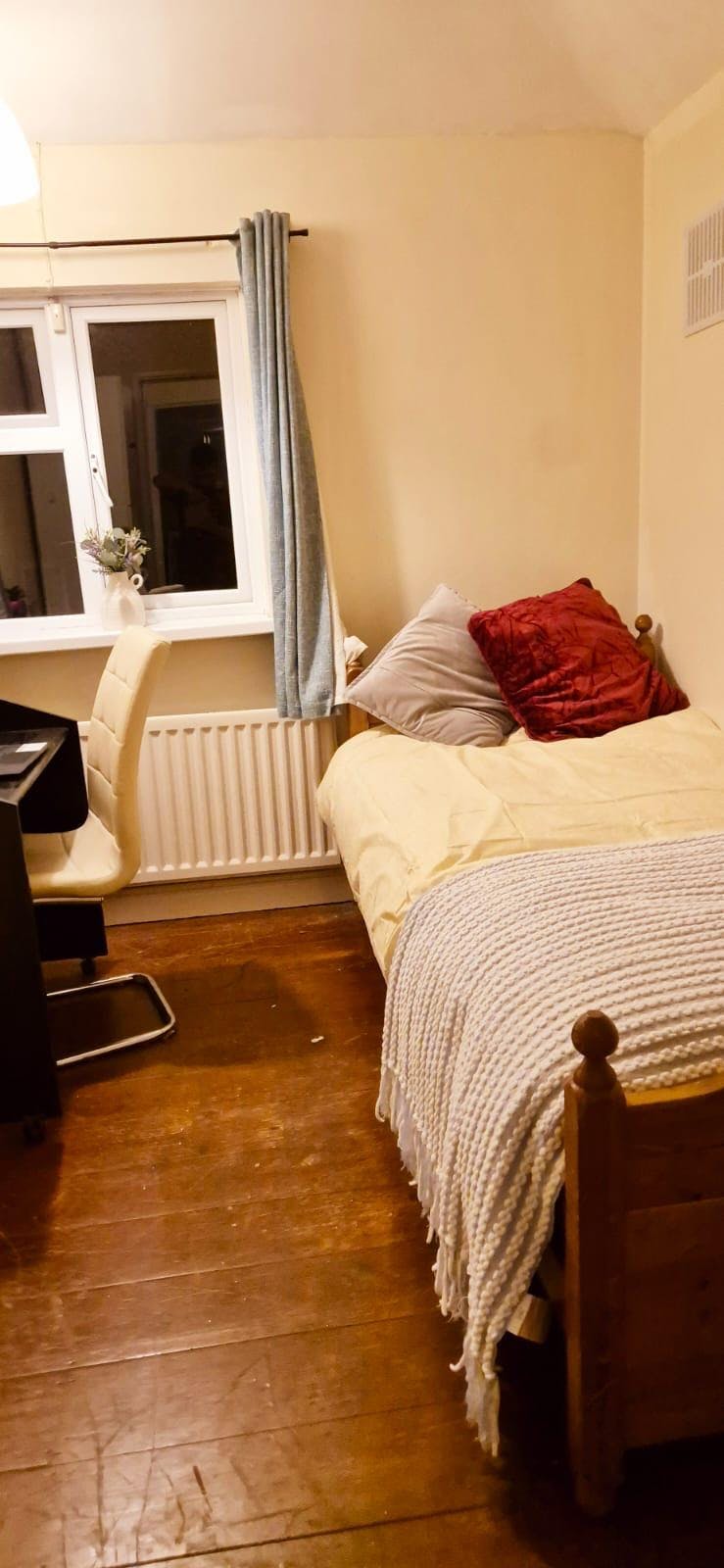 Private room for rent for €850 per month in Dublin, Shanard Road