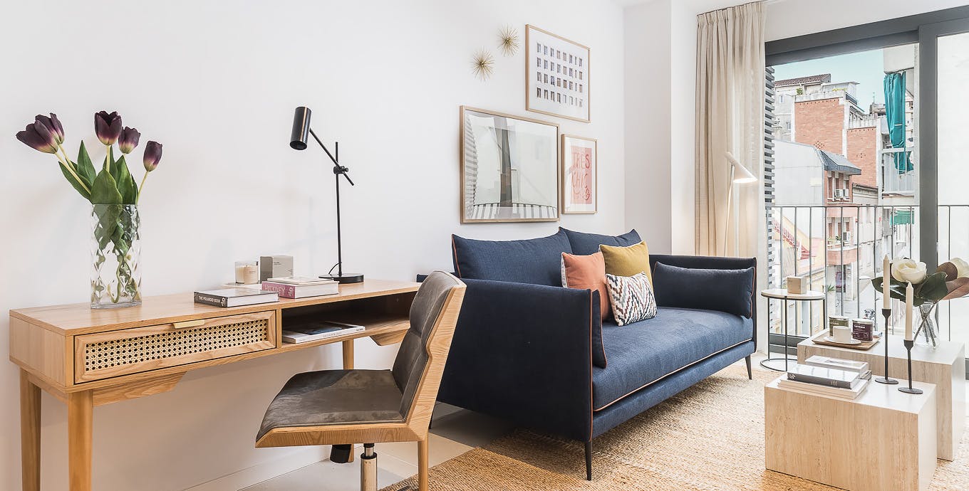 Apartment for rent for €3,357 per month in Barcelona, Carrer de Maignon