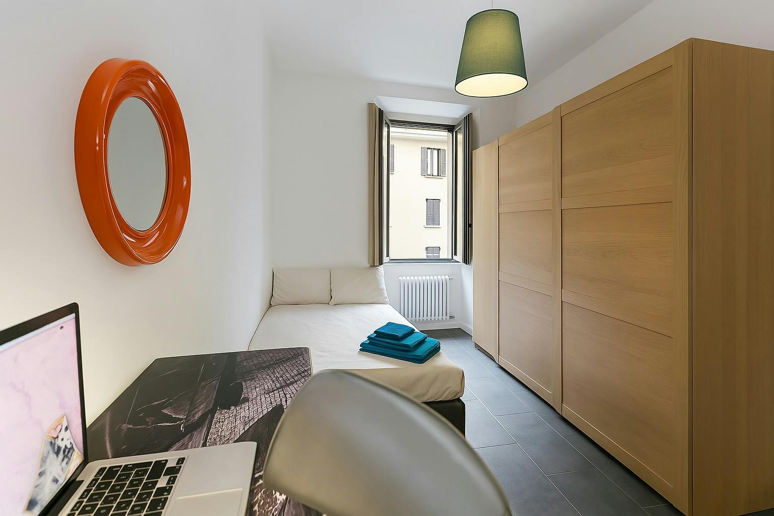 Via Jacopo dal Verme, Milan