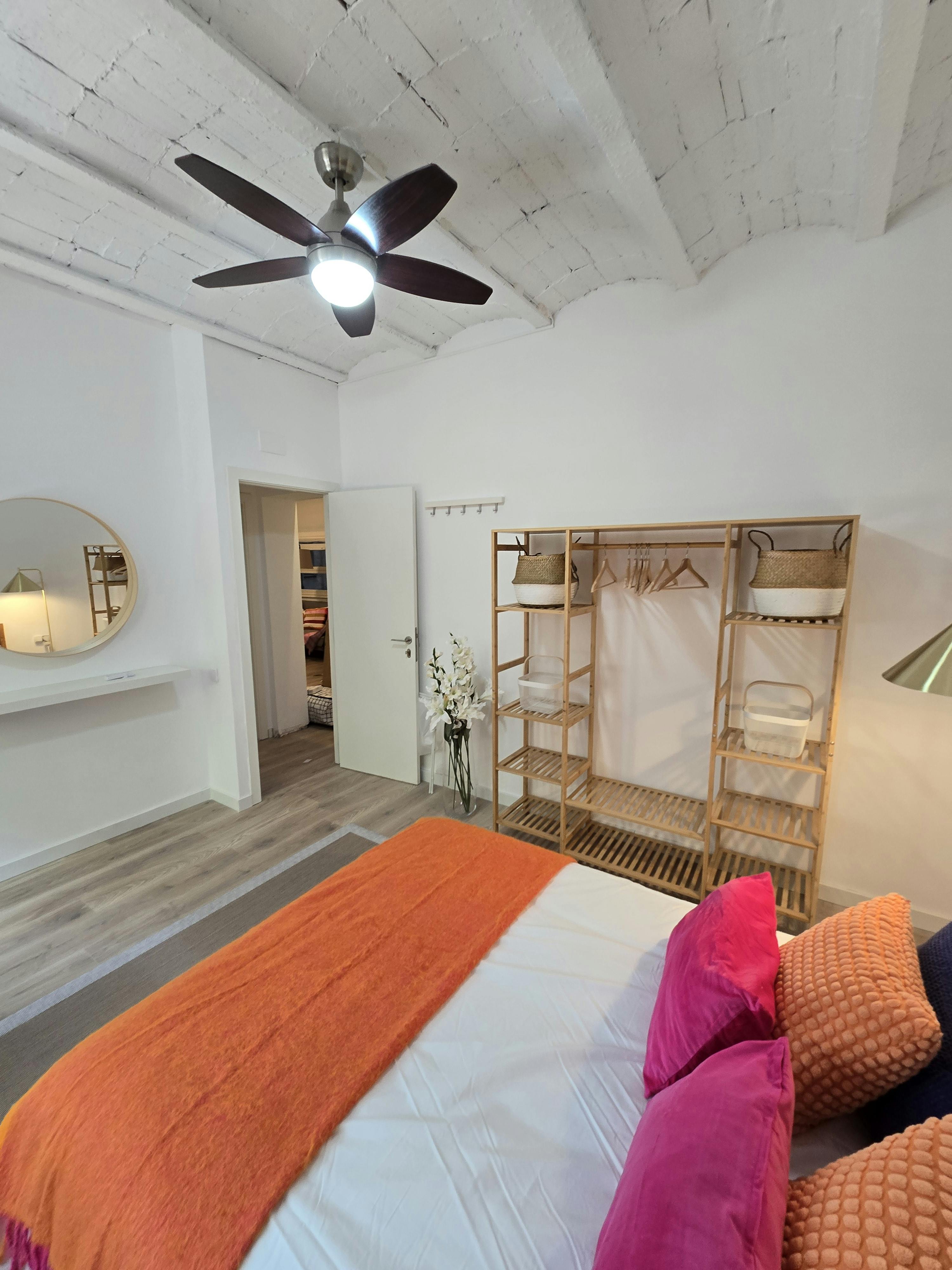 Single room Barcelona, 1 bed, 14m² — photo 13
