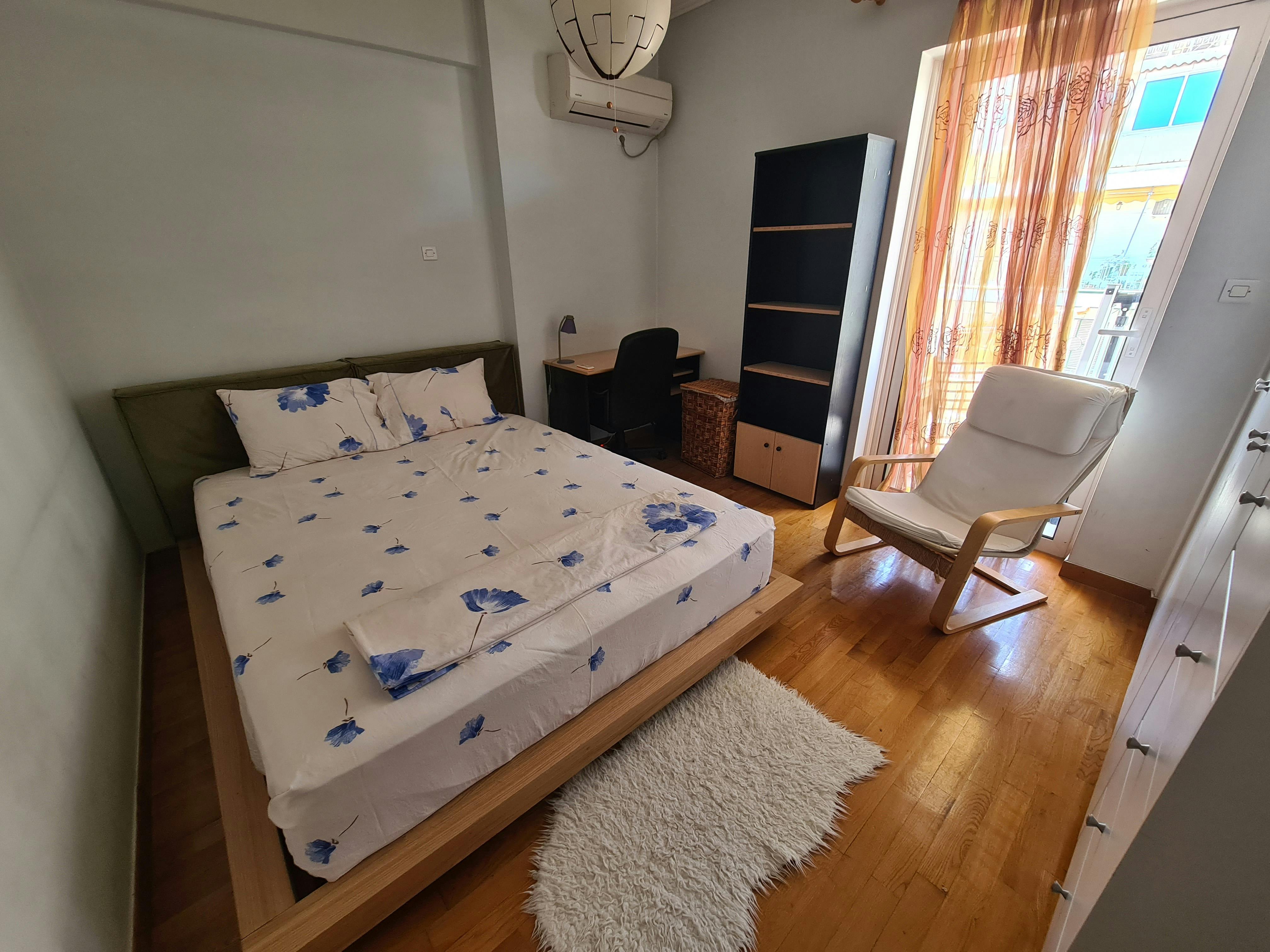 Single room Athina, 1 bed, 18m² — photo 4