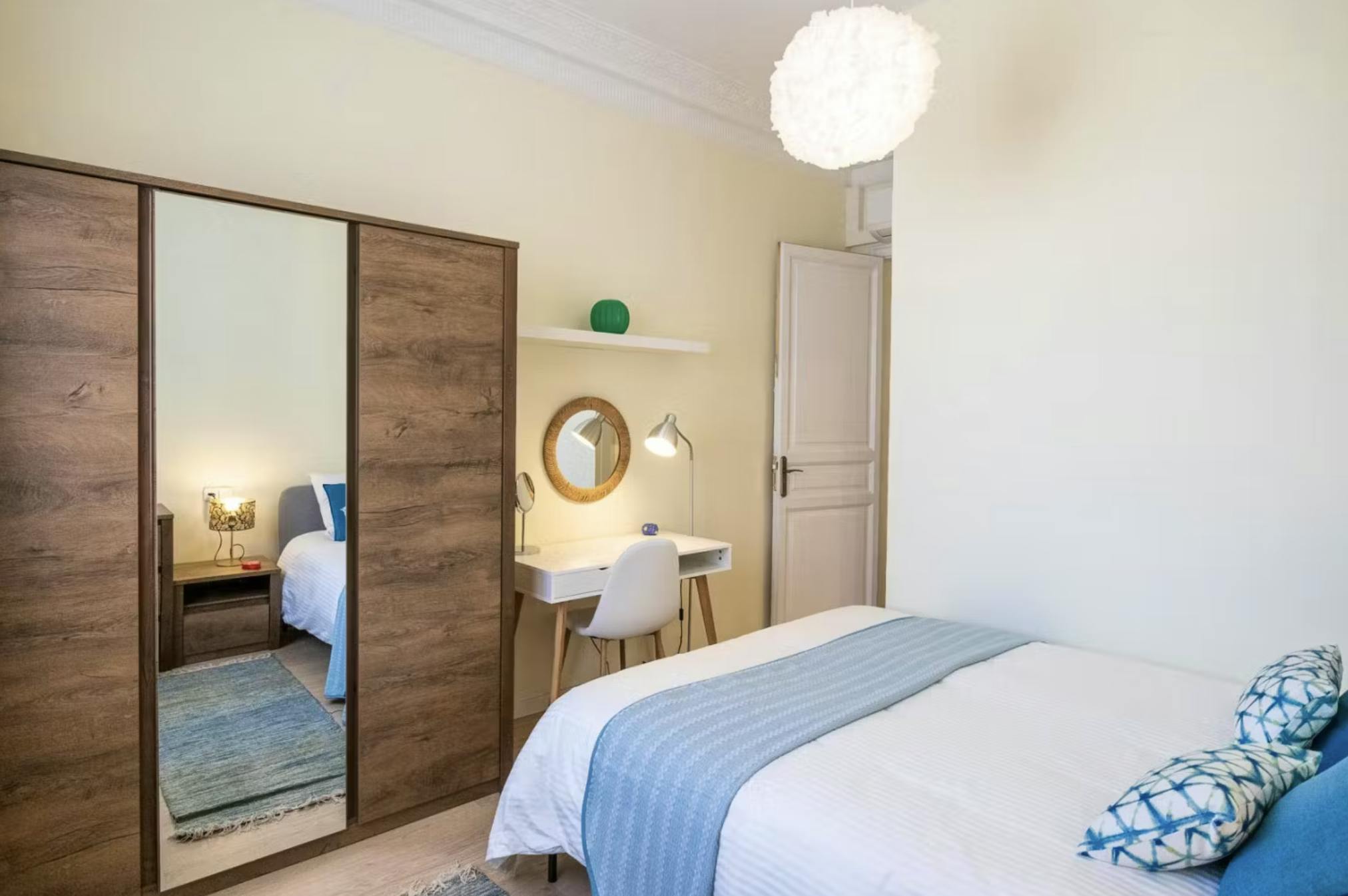 Carrer de Muntaner, Barcelona preview