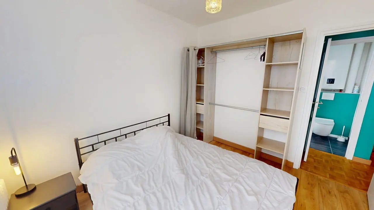 Private room in Rue Mostaganem, Brest (1619292) room image 1