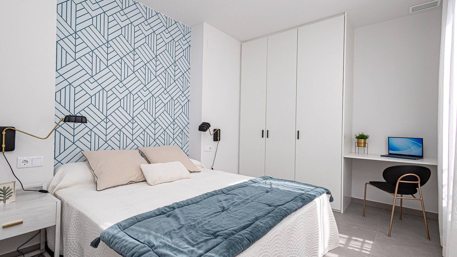 Apartment Valencia, 1 bed, 11m² — photo 2