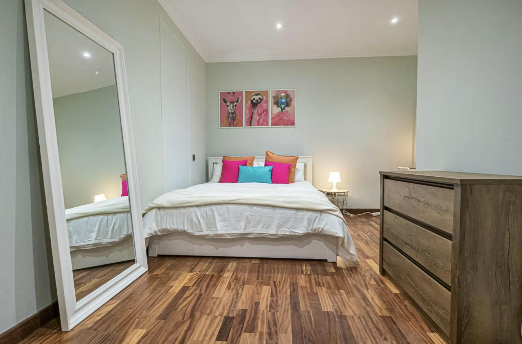 Private room for rent for €600 per month in Barcelona, Carrer de Muntaner