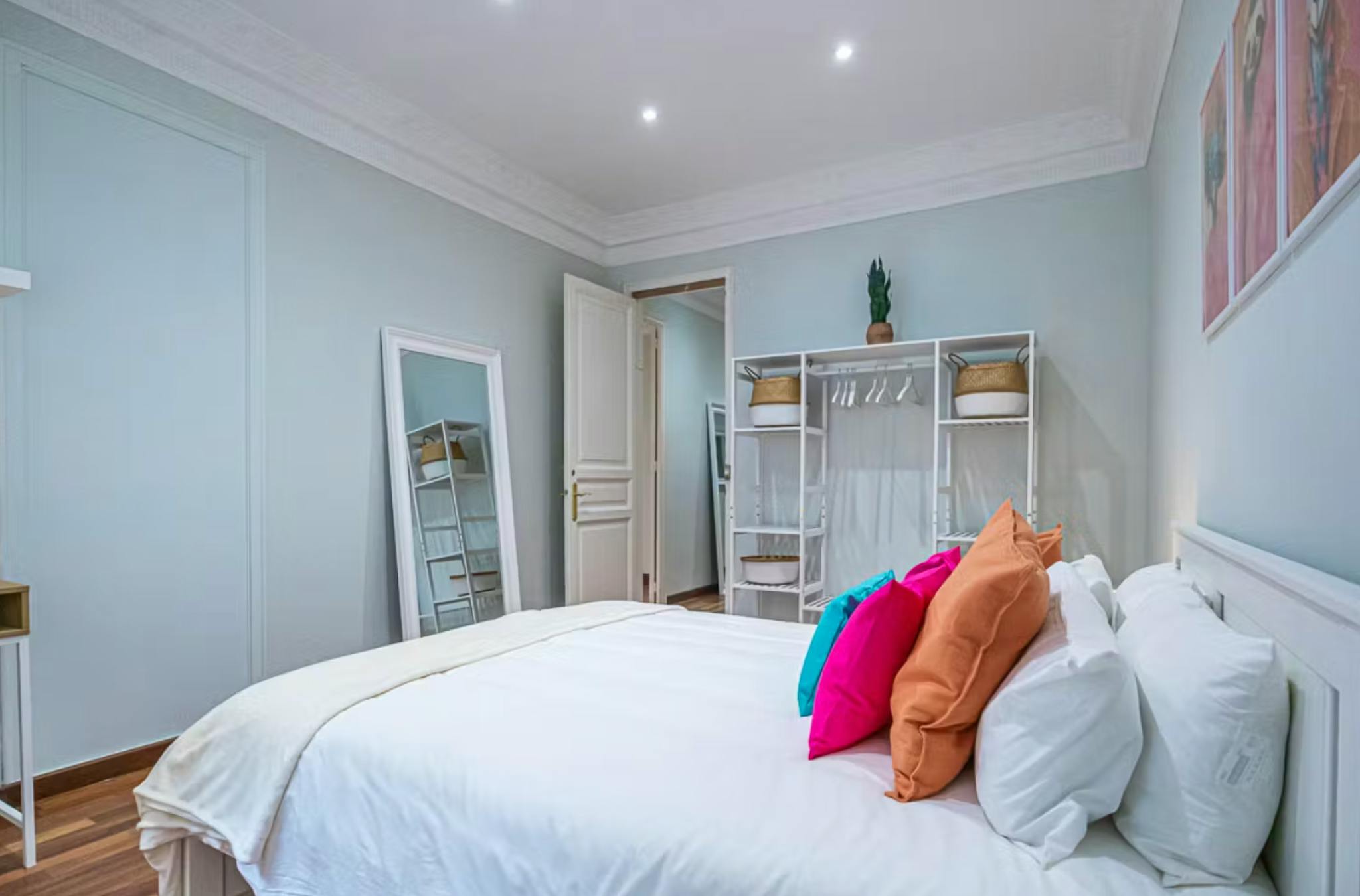 Carrer de Muntaner, Barcelona preview