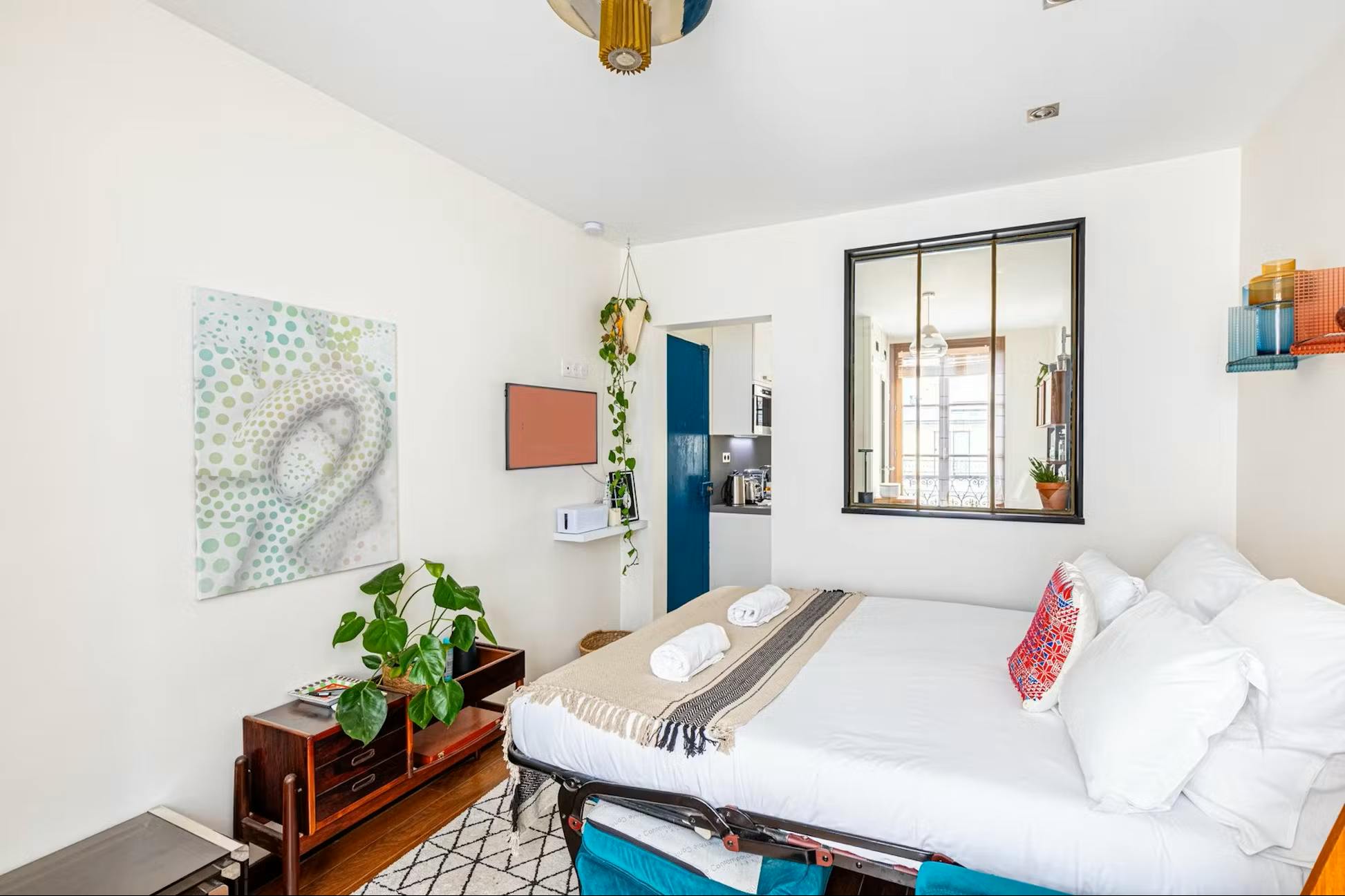 Rue Amélie, Paris preview