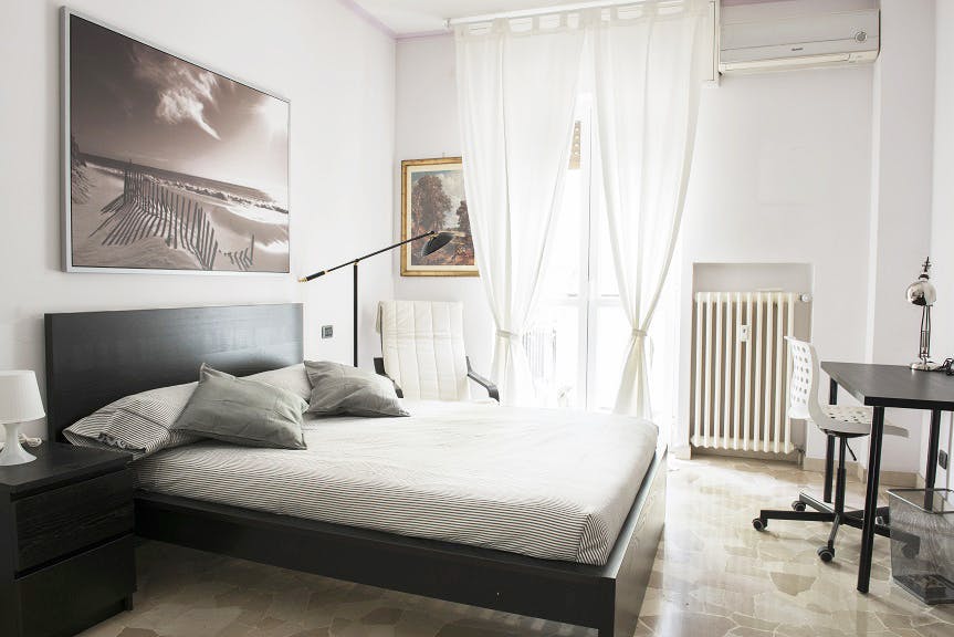 Private room for rent for €620 per month in Milan, Via Pisanello
