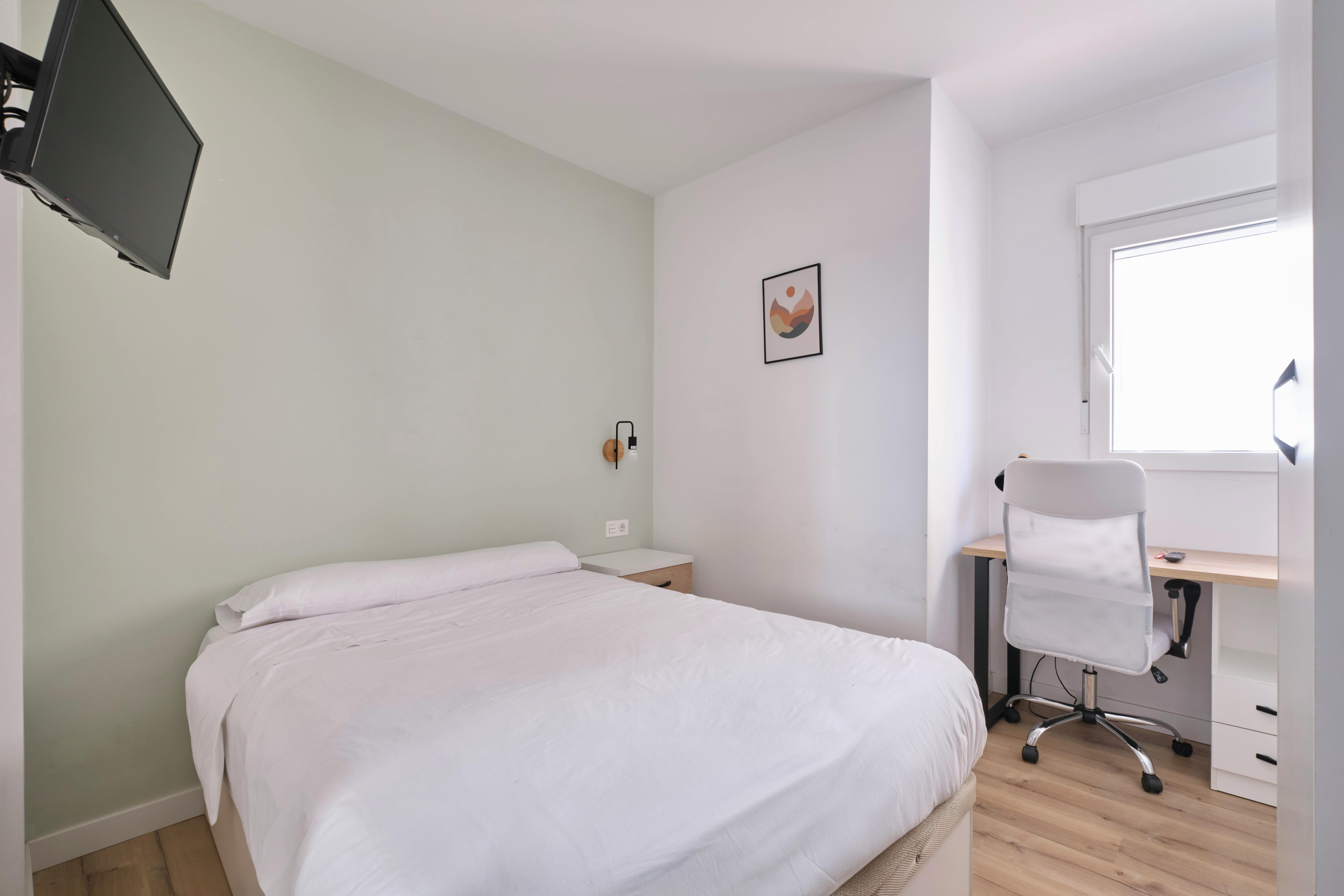 Single room Salamanca, 1 bed, 11m² — photo 17