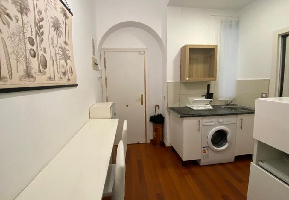 Single room Madrid, 1 bed, 12m² — photo 10