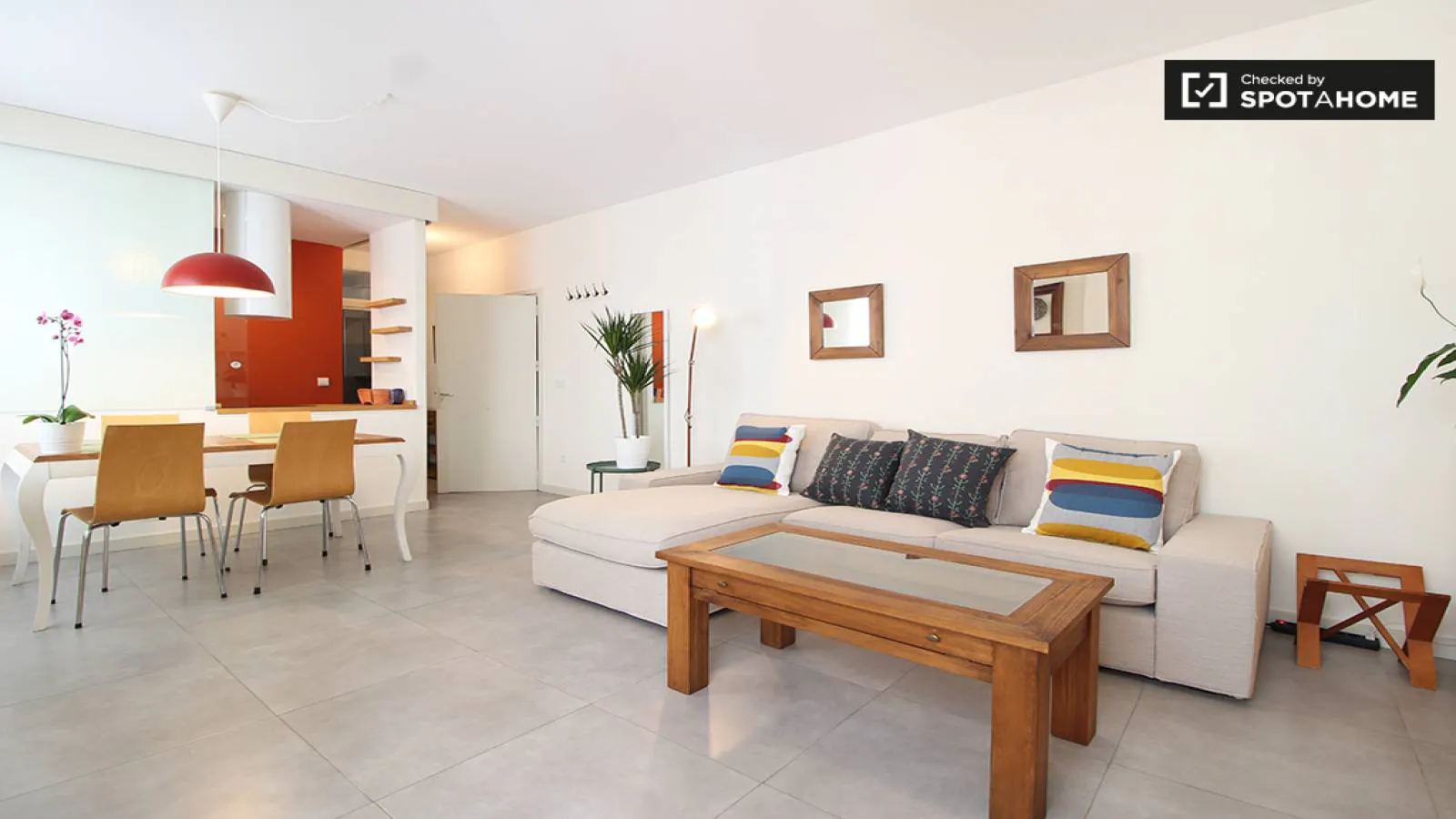1-Bedroom Apartment in Carrera de San Francisco, Madrid (1619838) ROOM 1