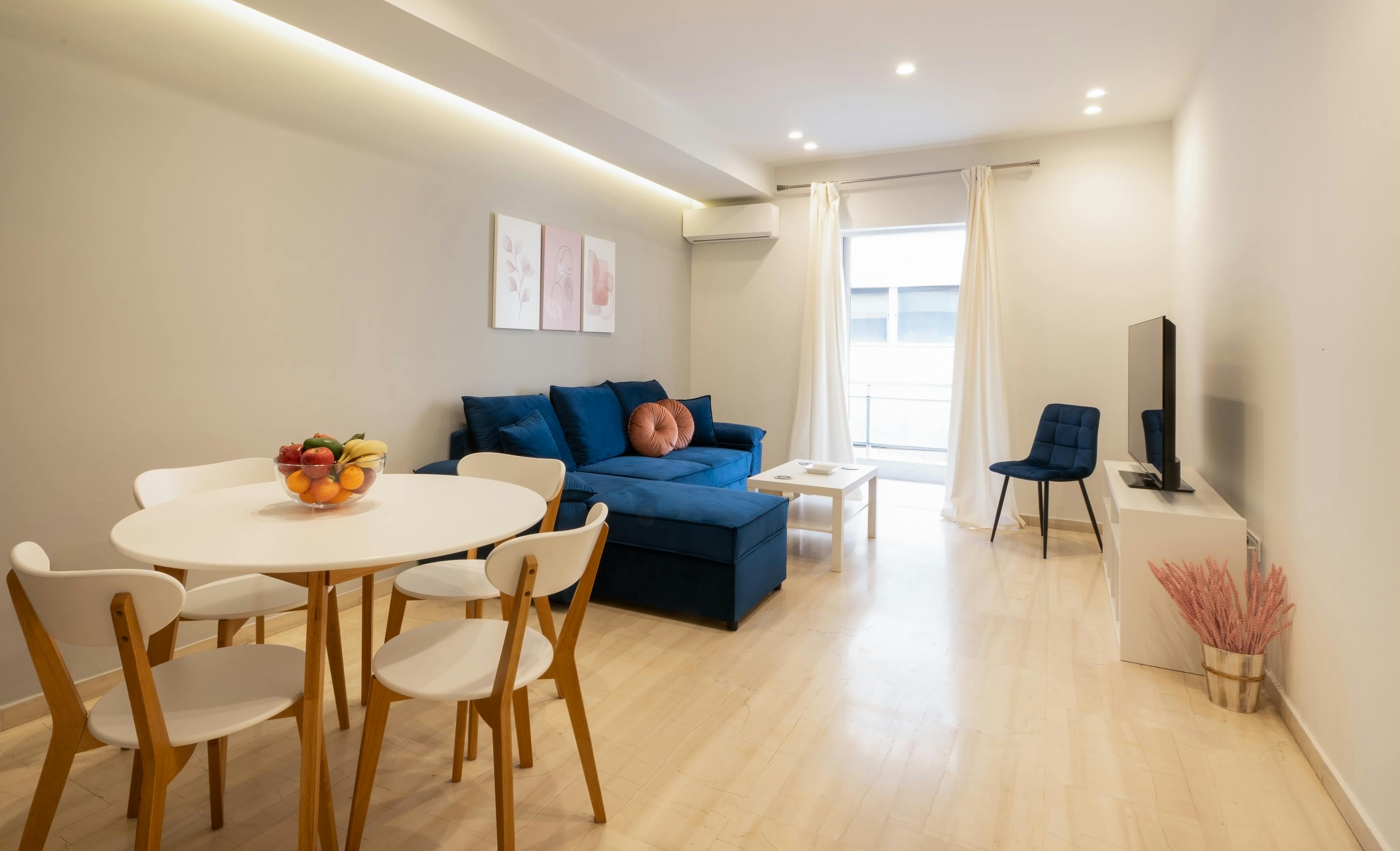 Apartment for rent for €890 per month in Athina, Samou