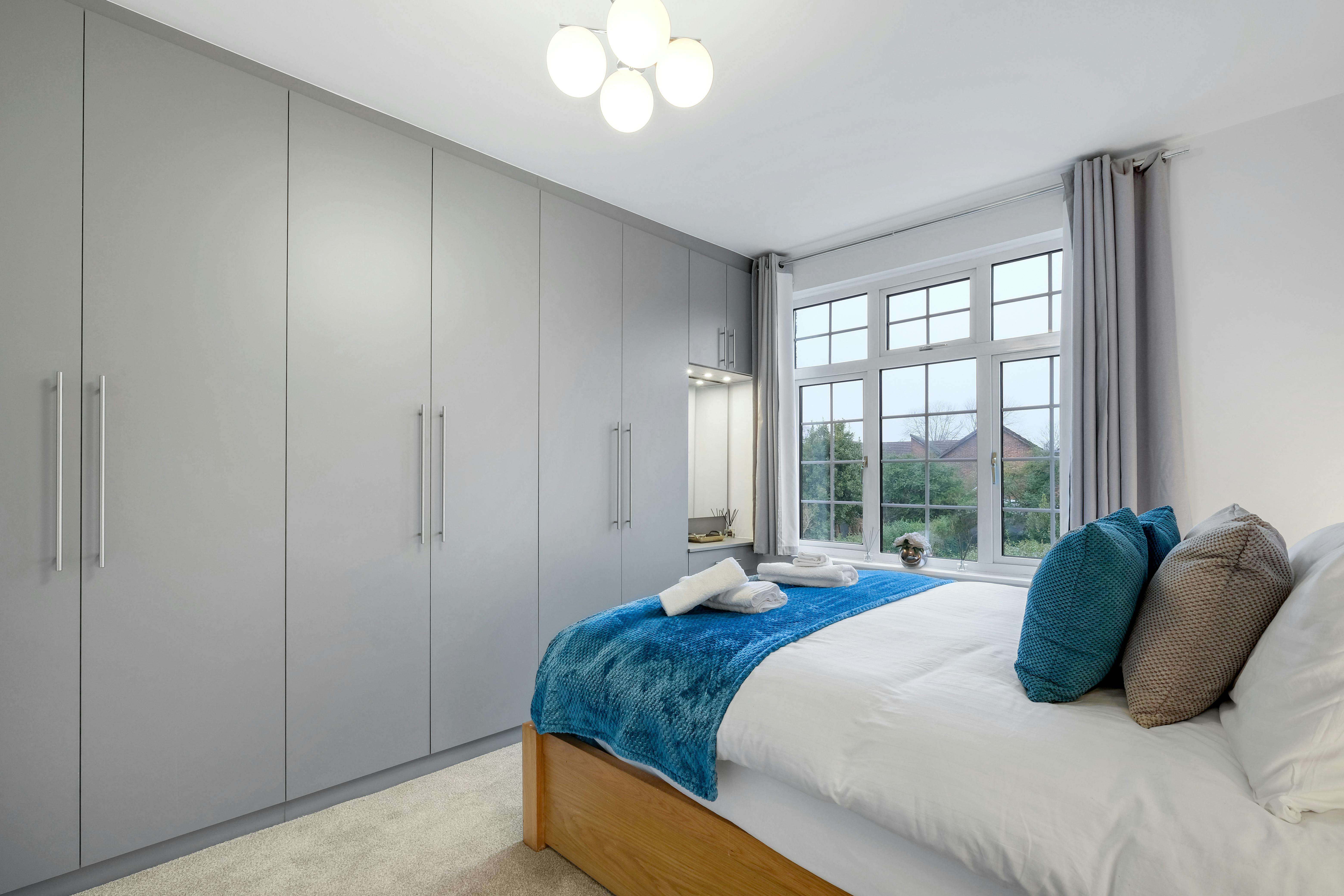 House for rent for £5,027 per month in Wembley, Rosslyn Crescent