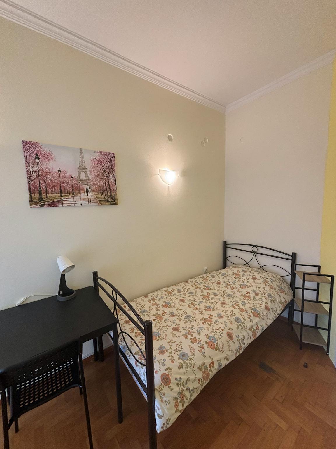 Karolou, Athens preview