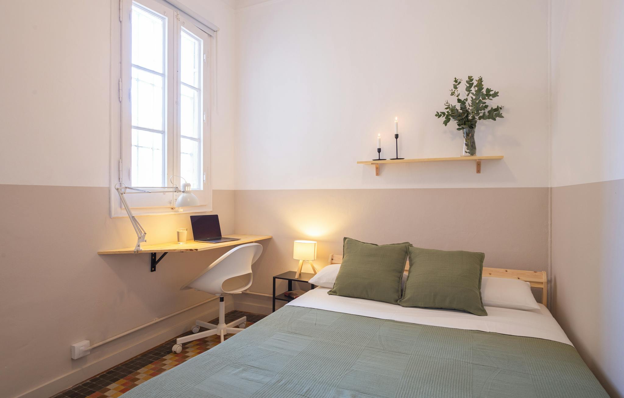 Carrer de Pons i Gallarza, Barcelona preview