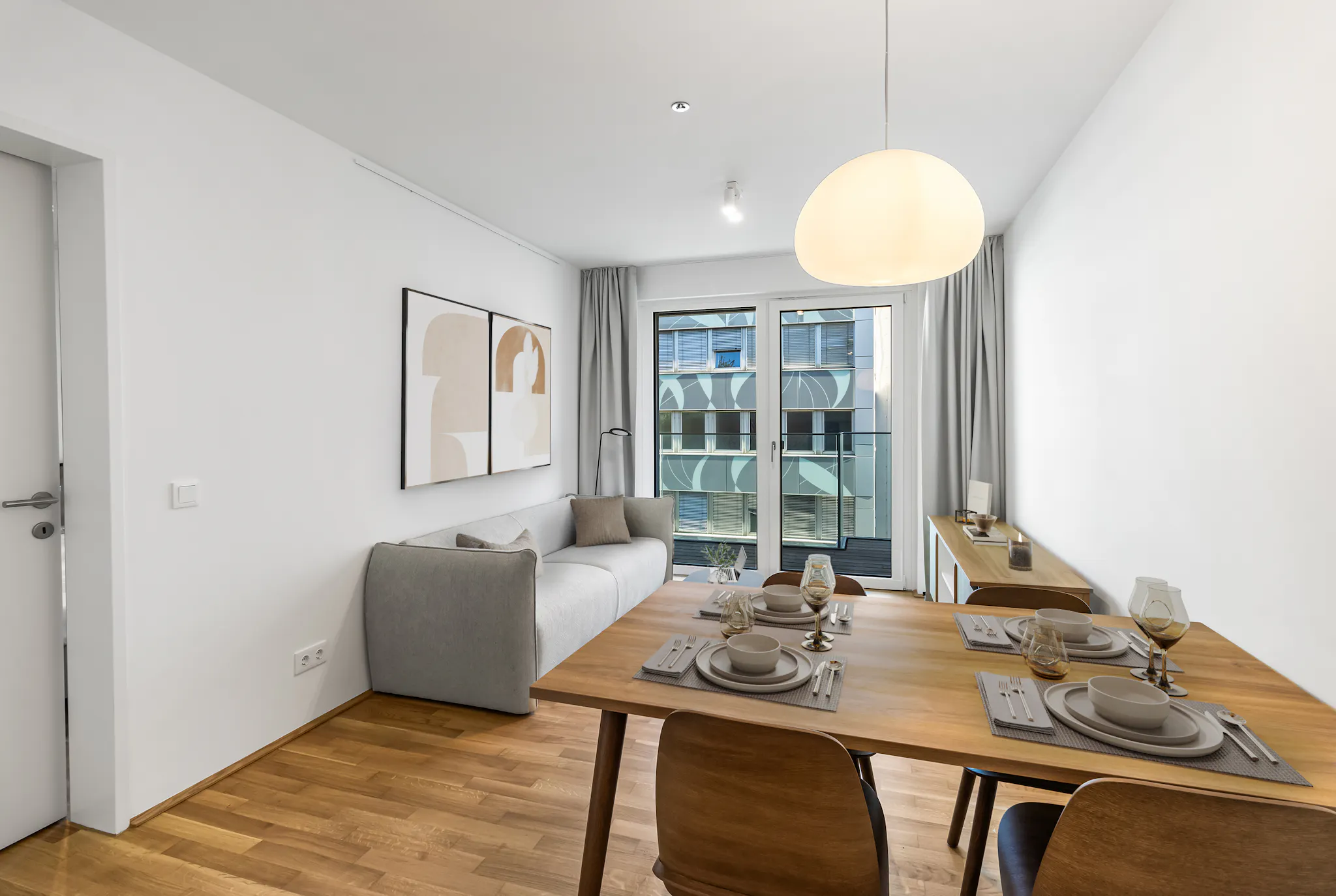 Dresdner Straße, Vienna preview