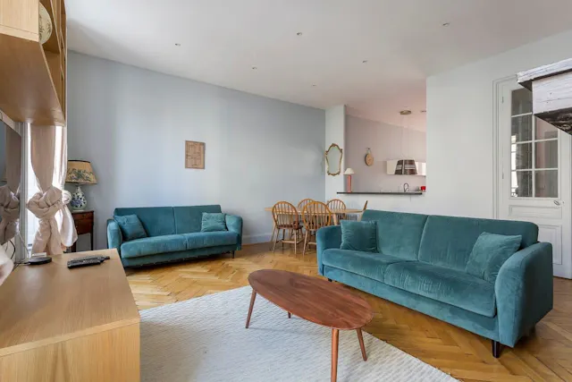 2-Bedroom Apartment in Rue Duquesne, Lyon (1620248) room image 2