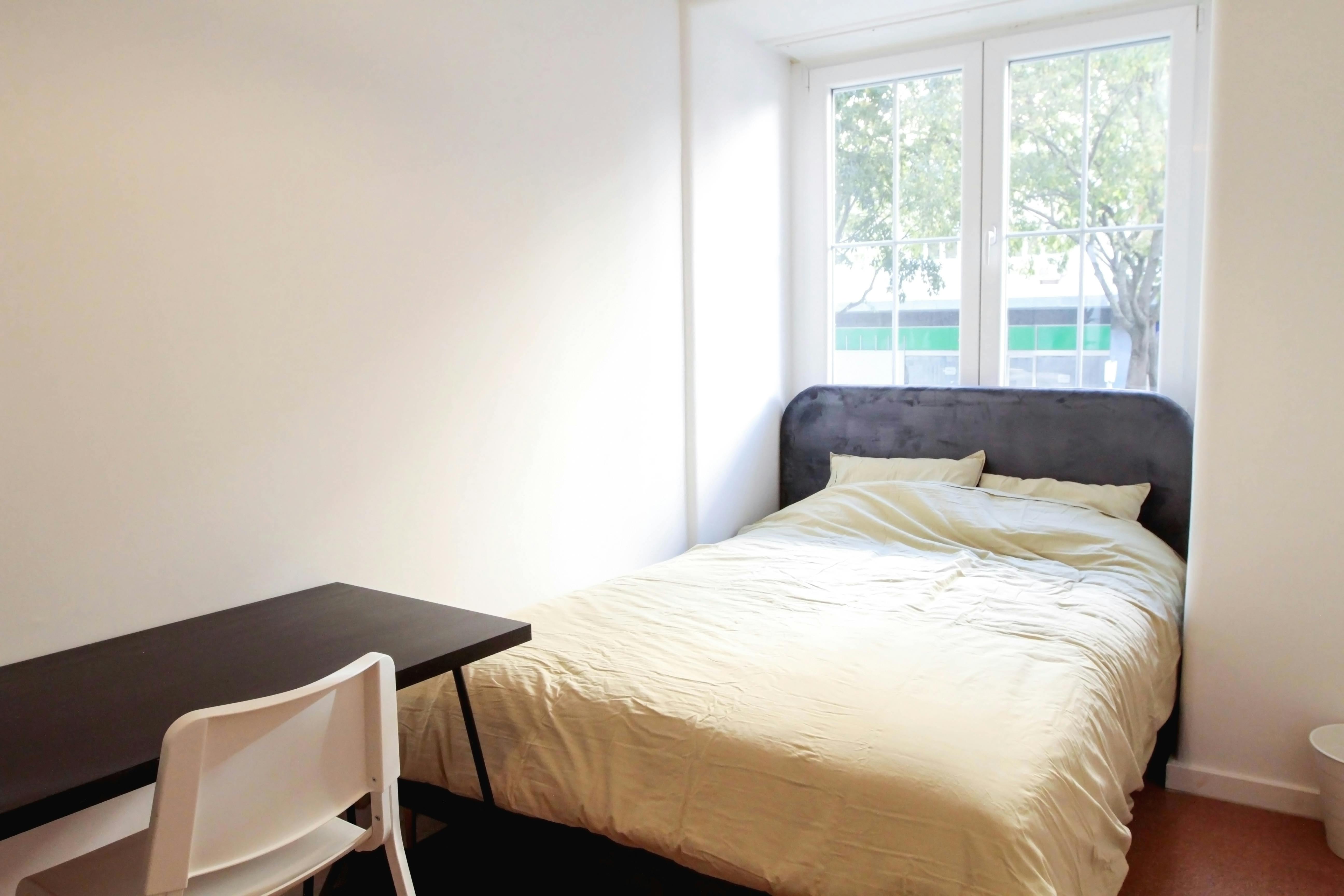 Private room for rent for €510 per month in Lisbon, Avenida António Augusto de Aguiar