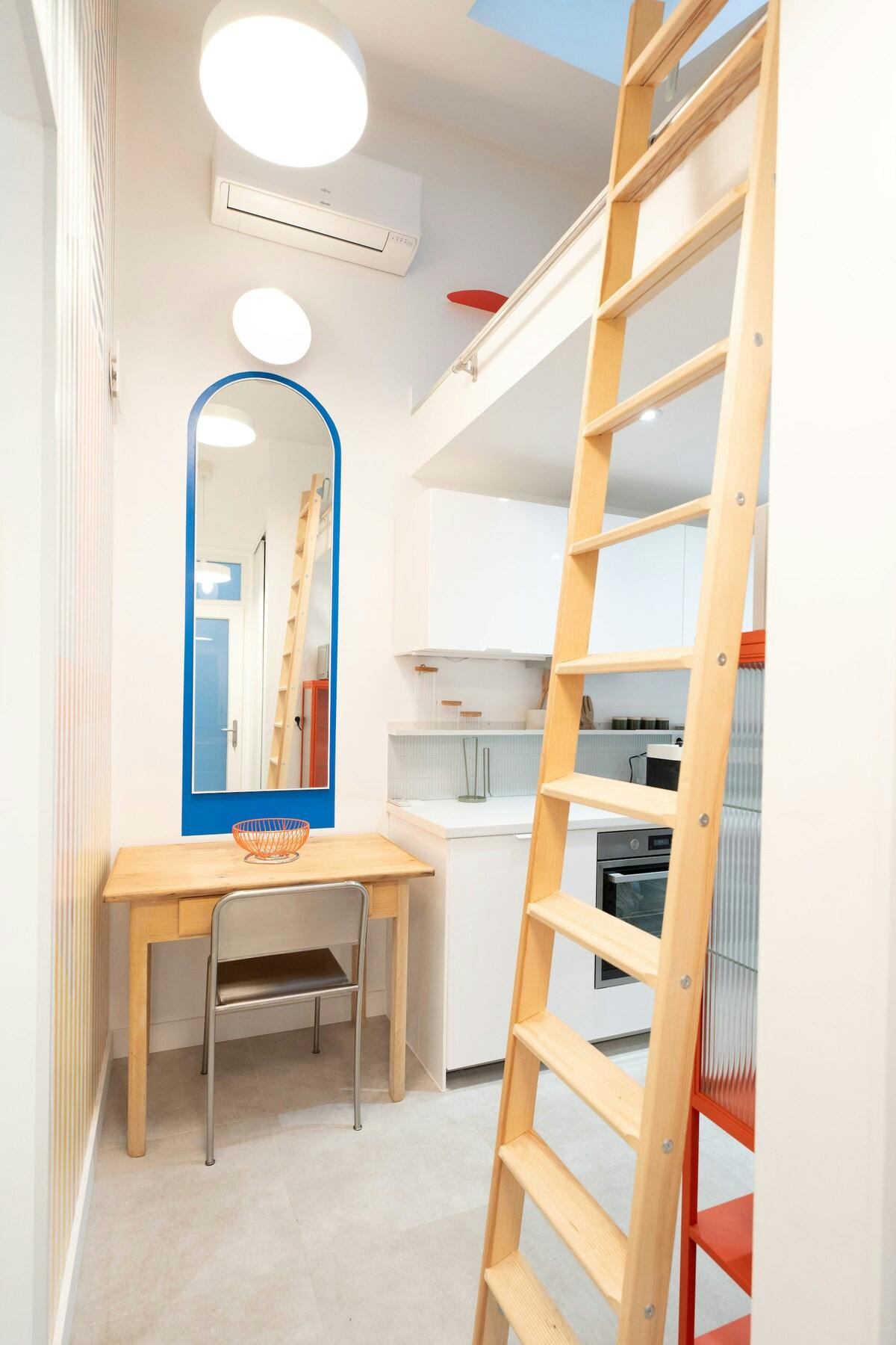 Studio for rent for €1,200 per month in Lyon, Rue des Maçons