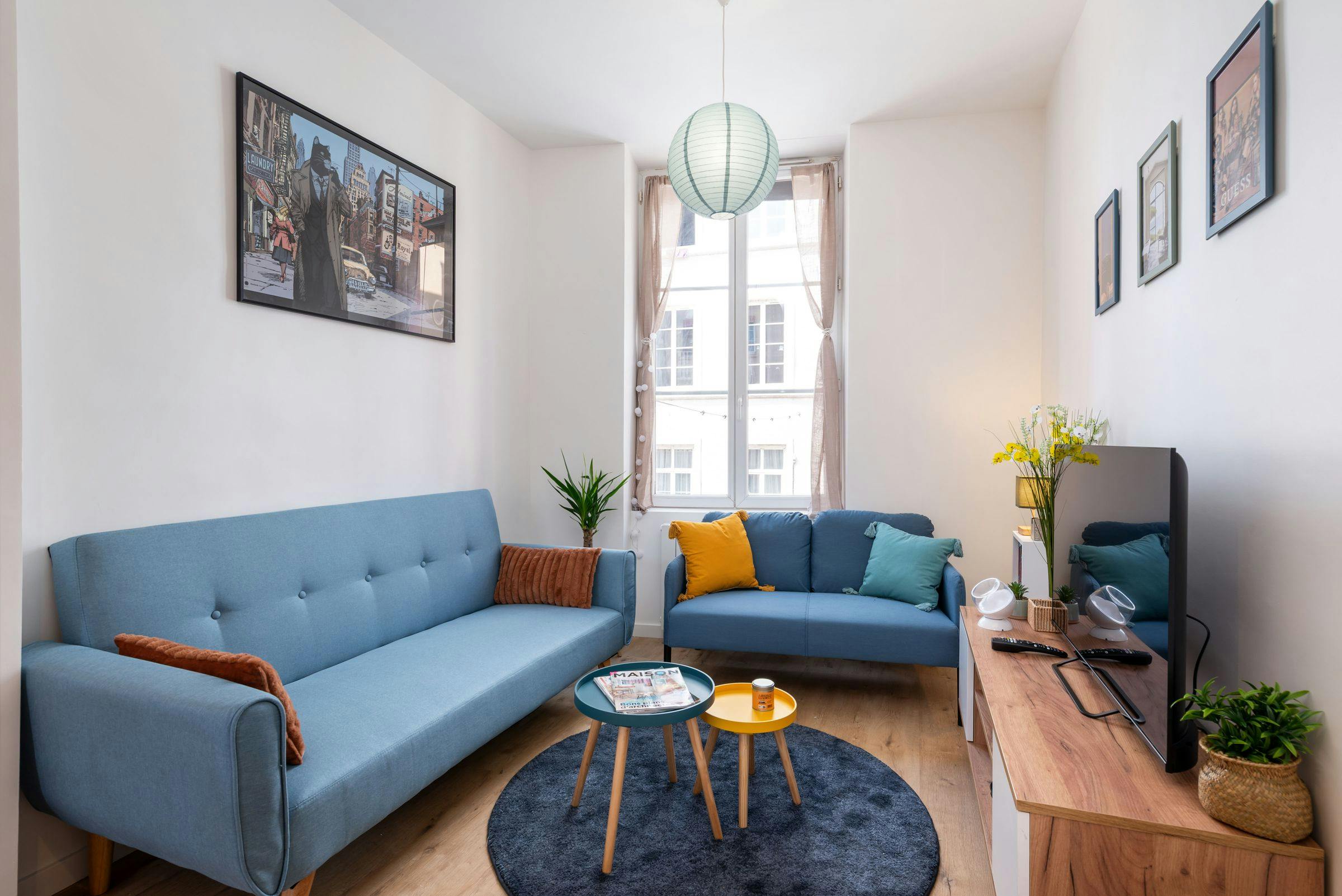 Grande Rue de la Croix-Rousse, Lyon preview