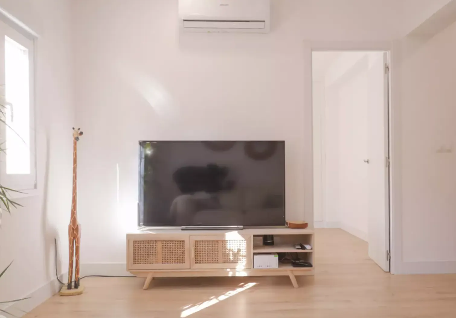 4-Bedroom Apartment in Calle de Amalia, Madrid (1620341) ROOM 4