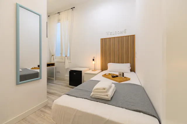 Private room in Calle de San Bernardo, Madrid (1620524) room image 1