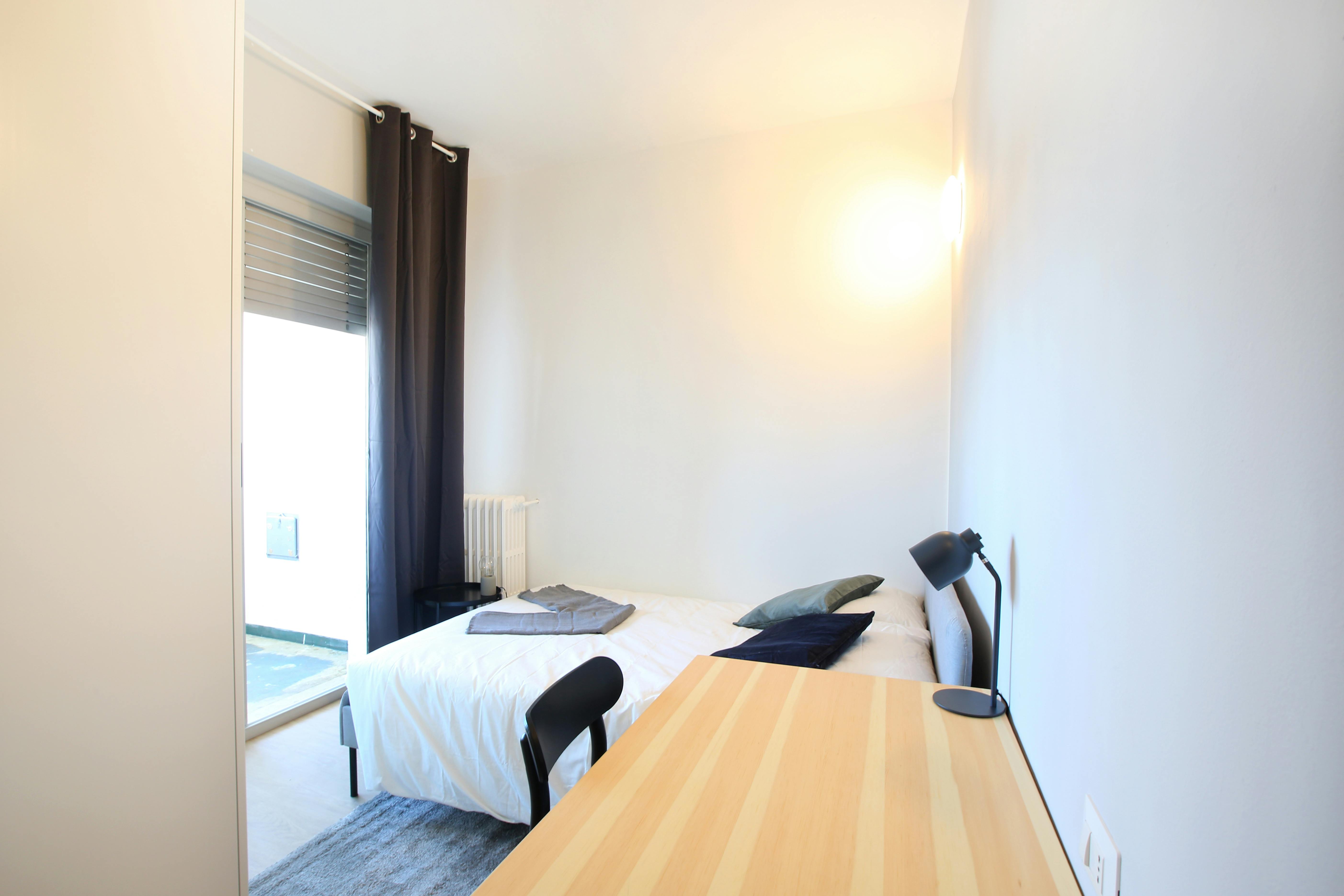 Private room for rent for €555 per month in Milan, Via Benjamin Constant