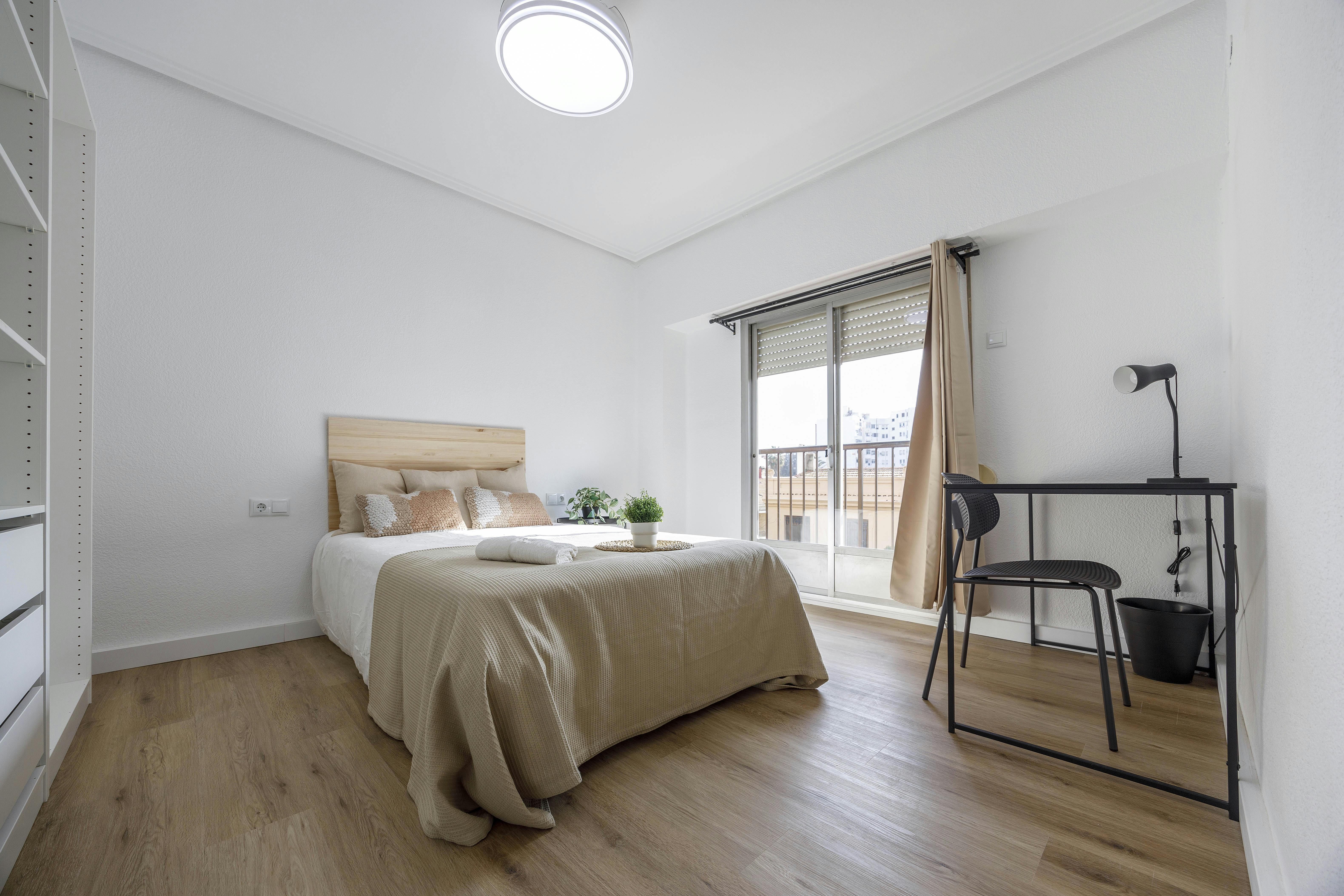 Carrer de Reig Genovés, Valencia Valencia