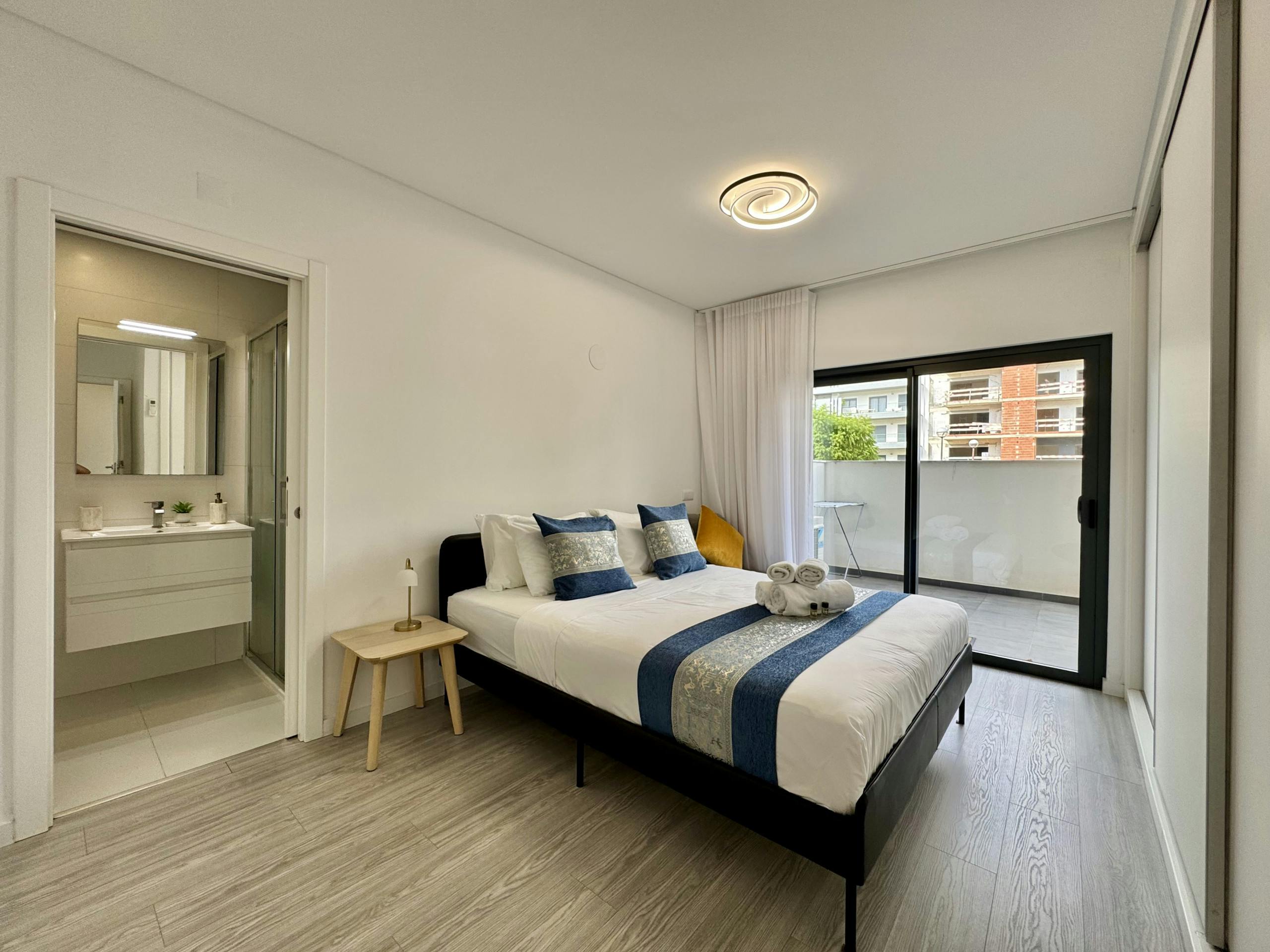 3-Bedroom Apartment in Rua Doutor May Viana, Faro (1620659) room image 8