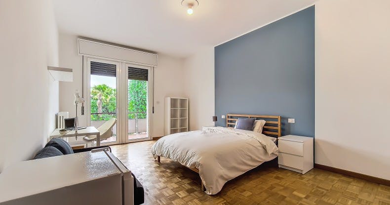 私人房间 正在以 €525 的月租出租，其位于 Meldola, Via Roma